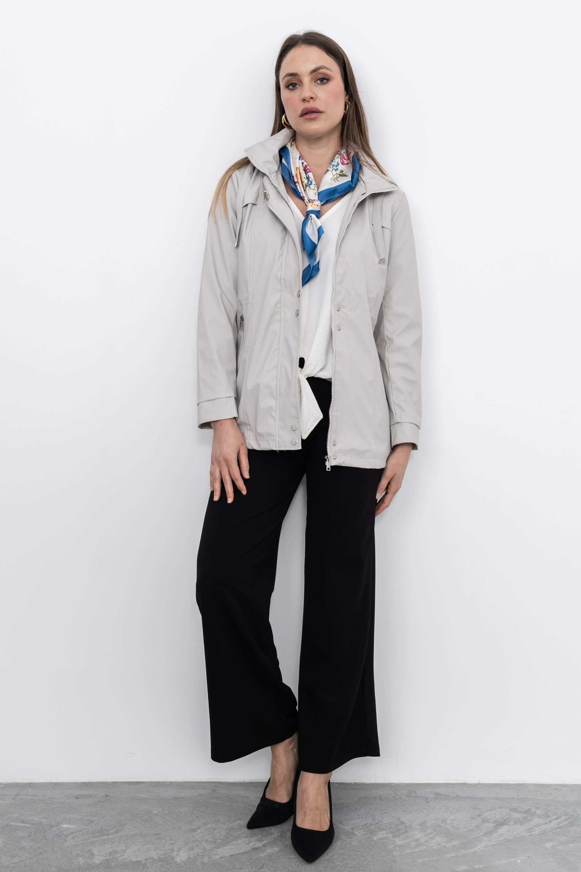 CORTAVIENTOS DOBLE CORCHETE BEIGE