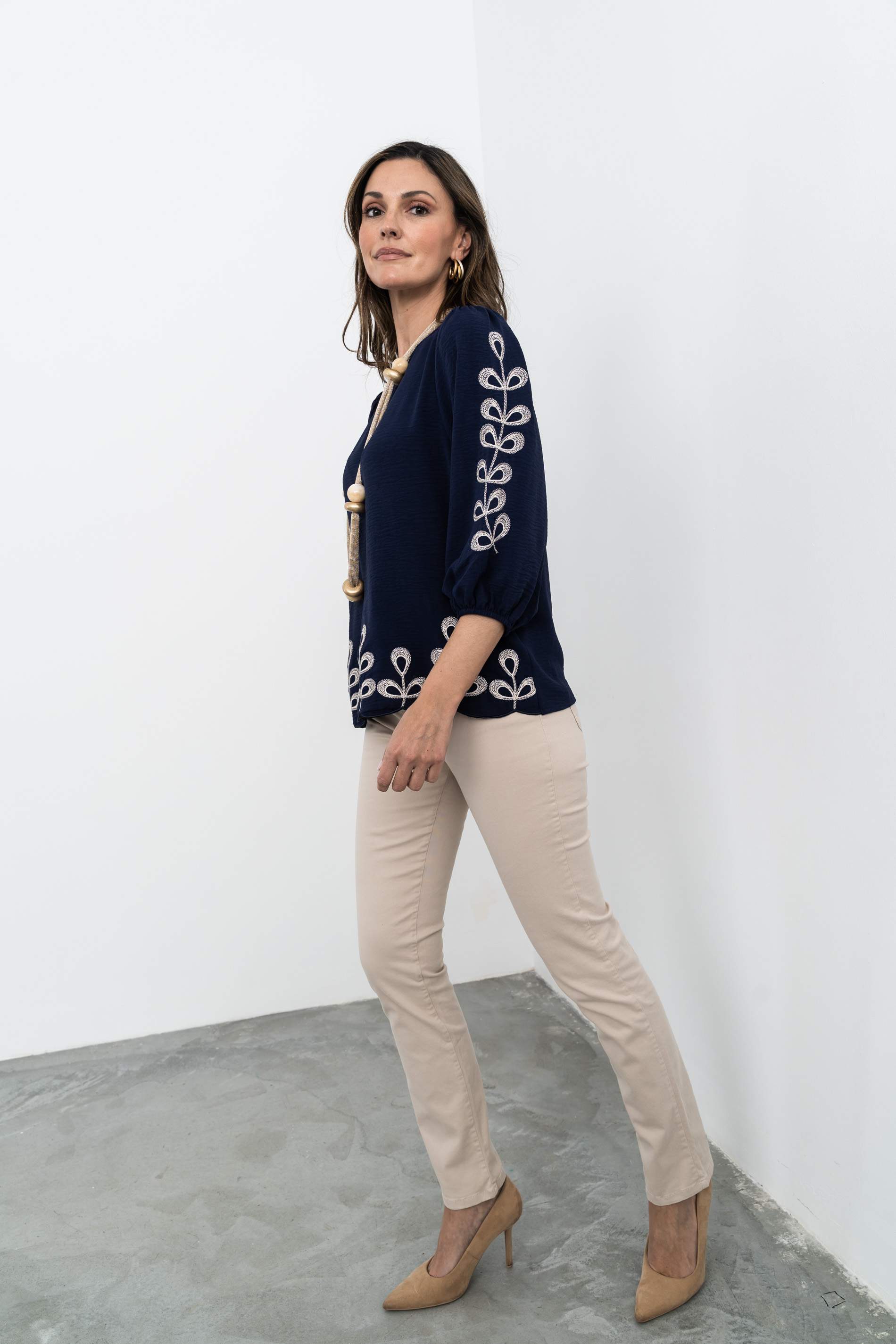 PANTALÓN 5 BOLSILLOS BEIGE