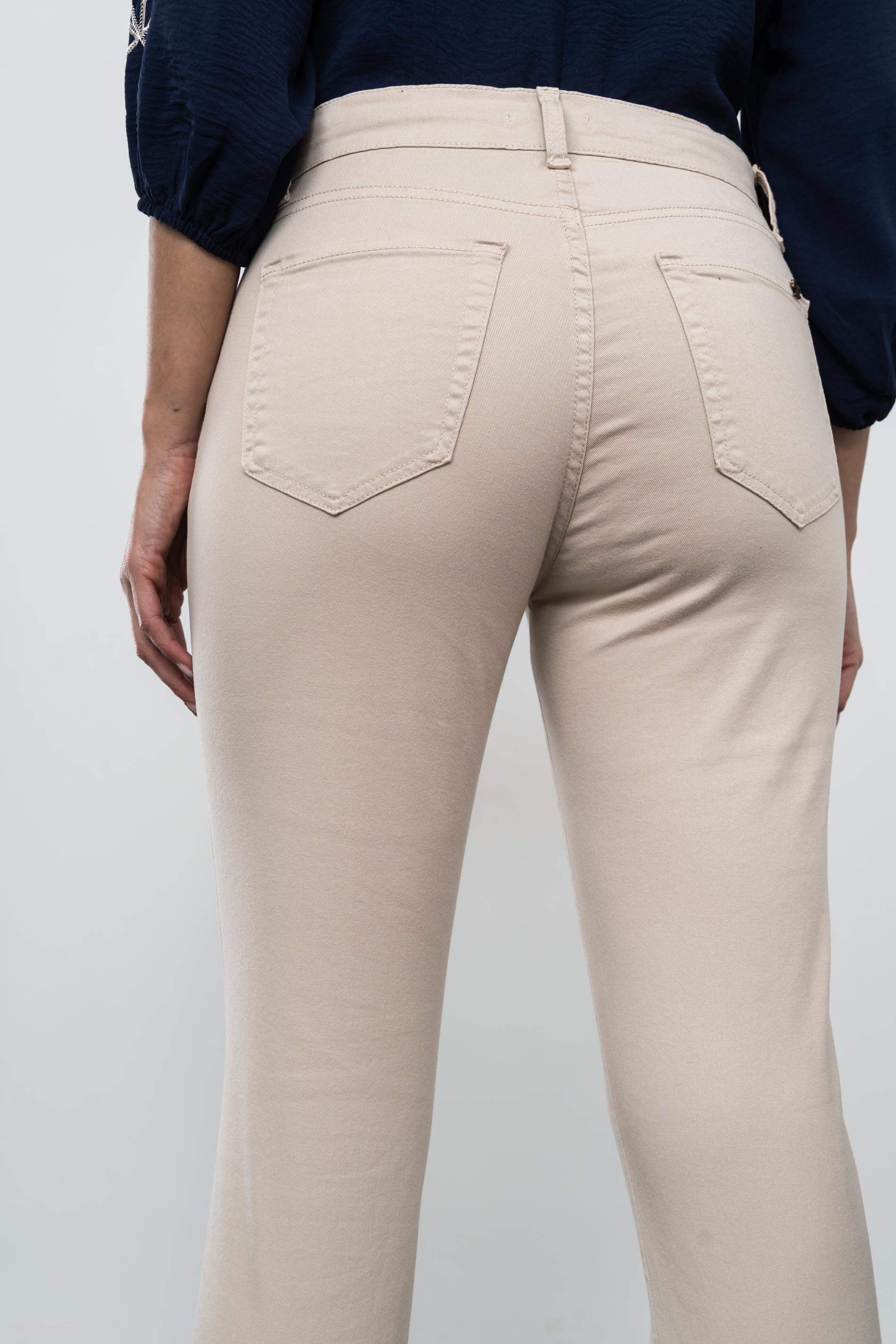 PANTALÓN 5 BOLSILLOS BEIGE
