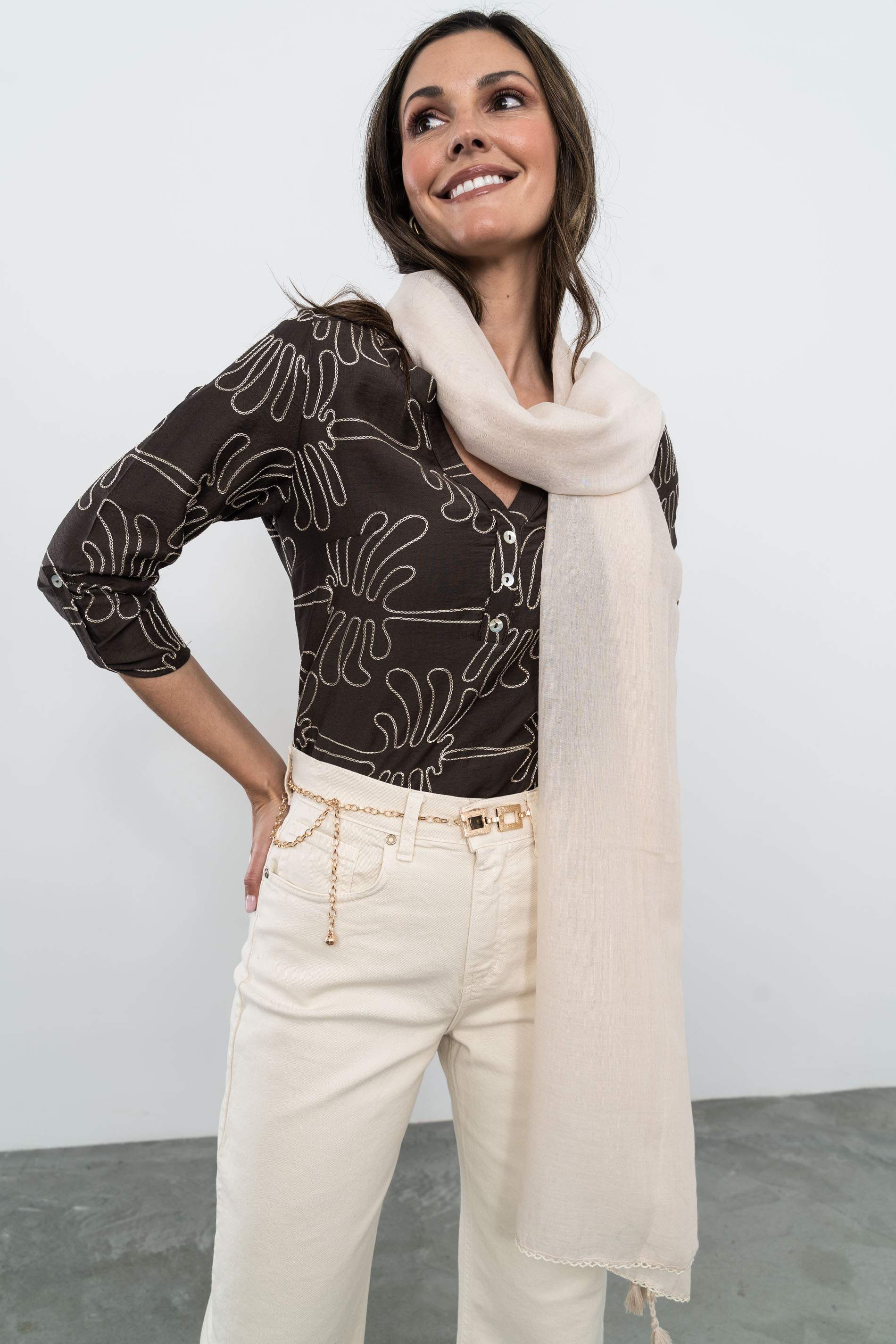 FOULARD POMPONES BEIGE