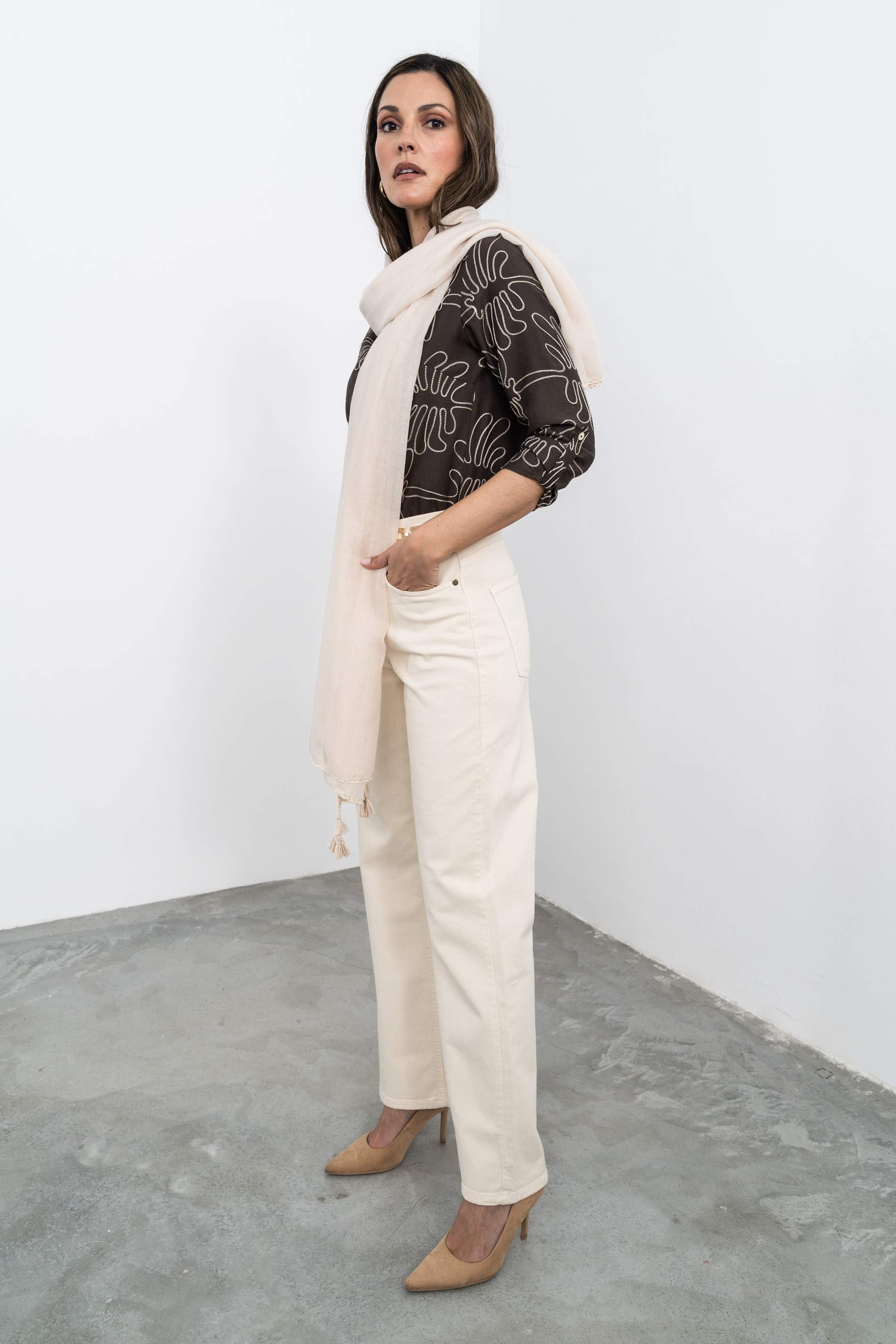 FOULARD POMPONES BEIGE