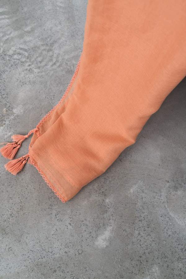 FOULARD POMPONES MANDARINA