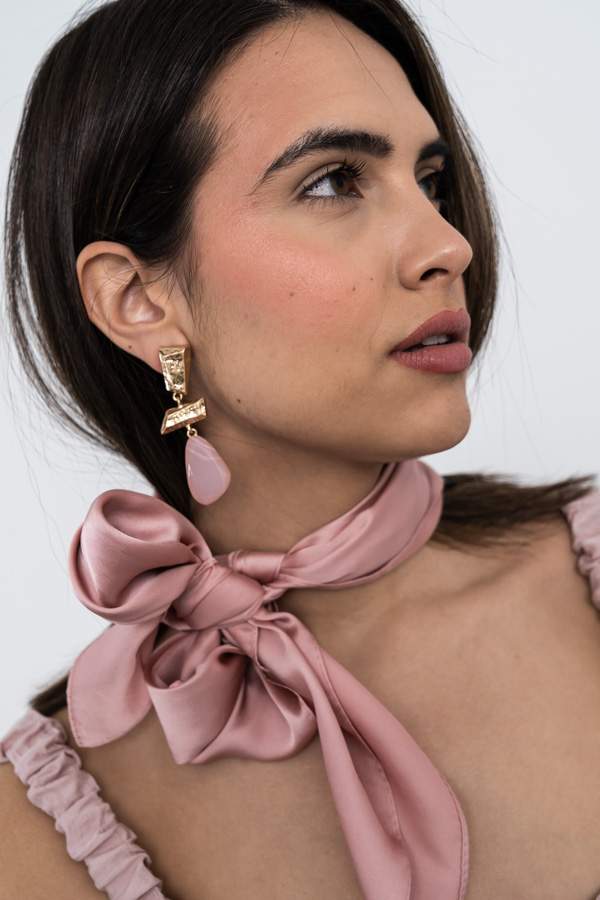 PAÑUELO EFECTO SEDA ROSA