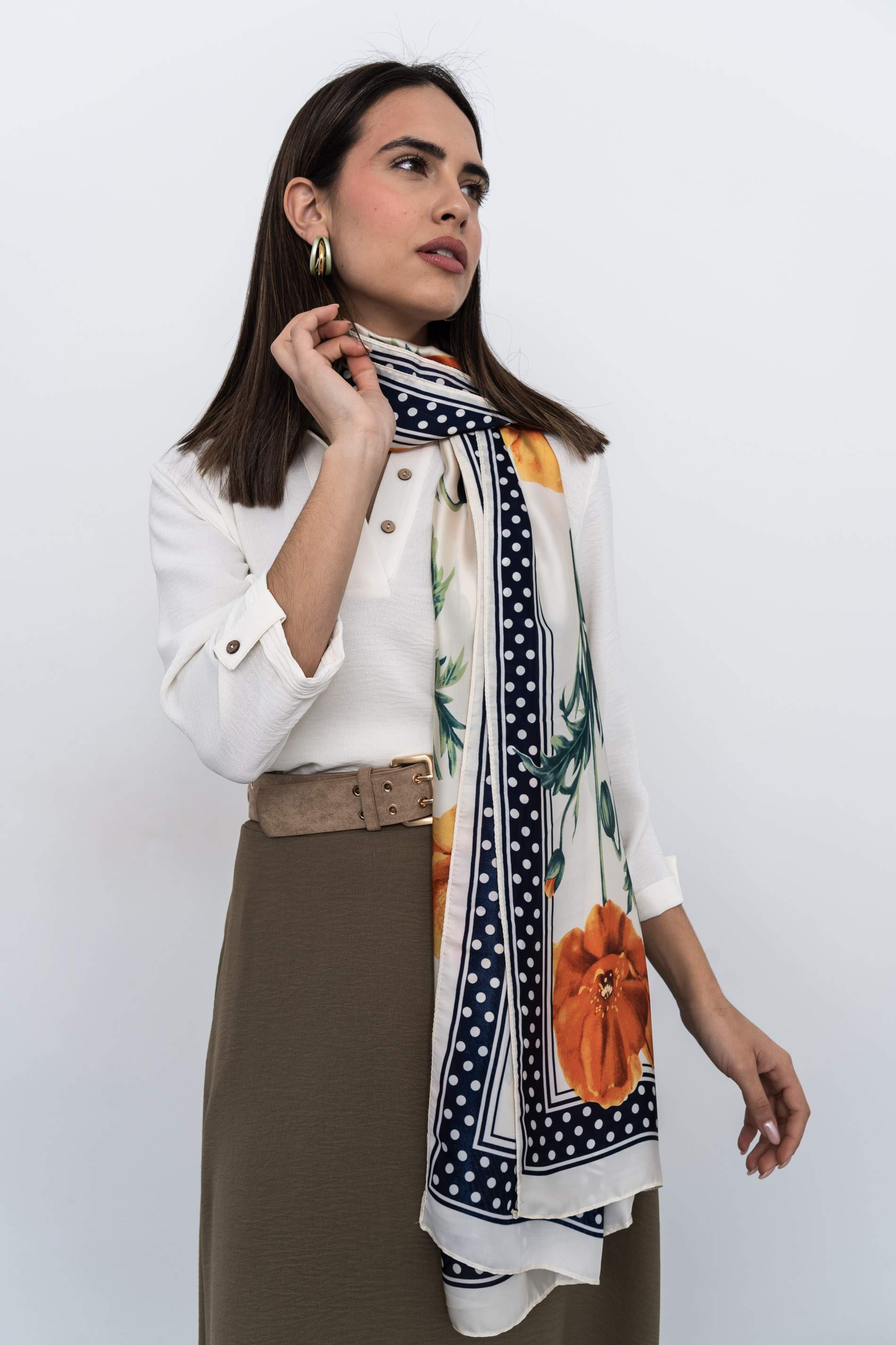 FOULARD EFECTO SEDA TOPOS