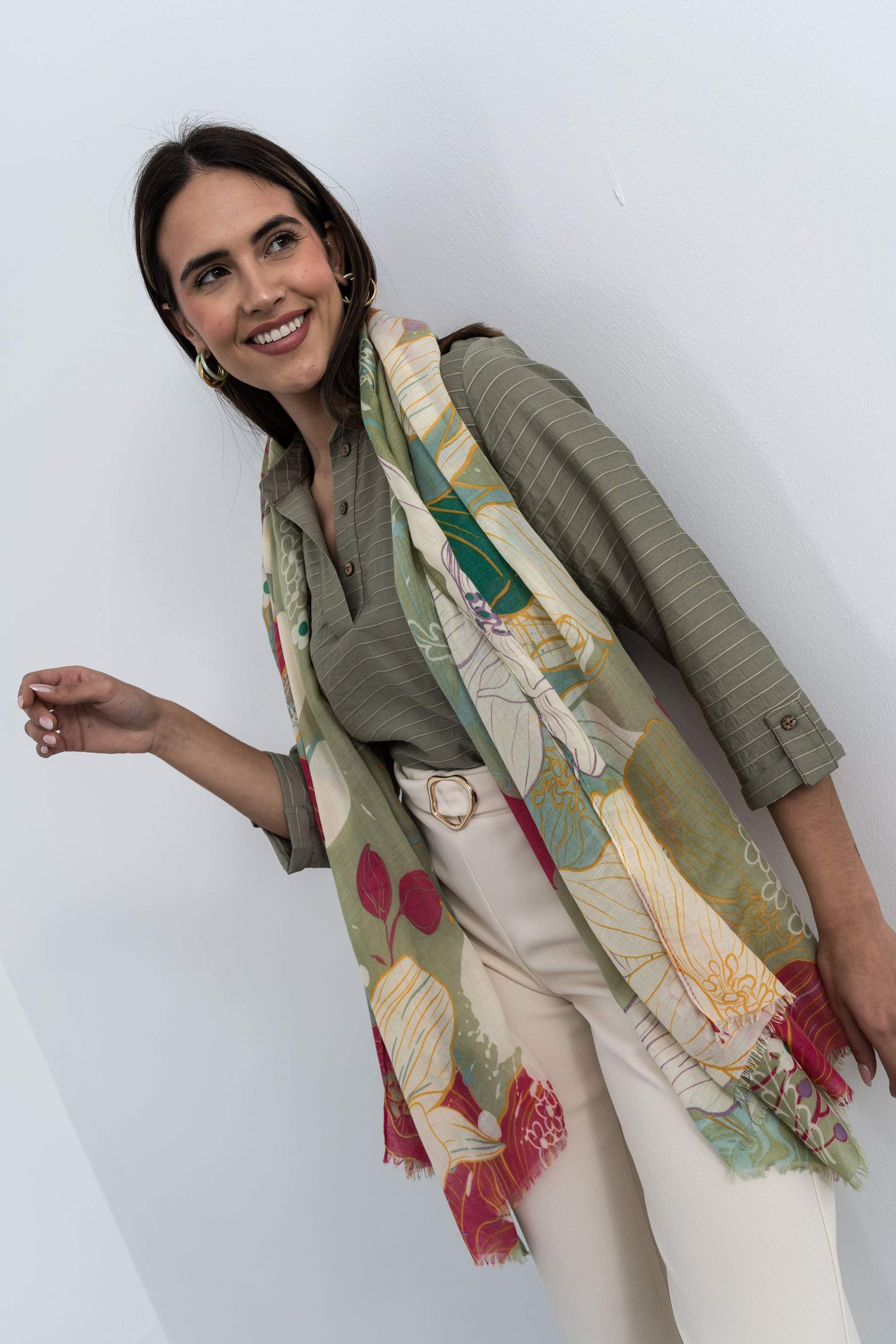 FOULARD FLORES COMBINADAS VERDE