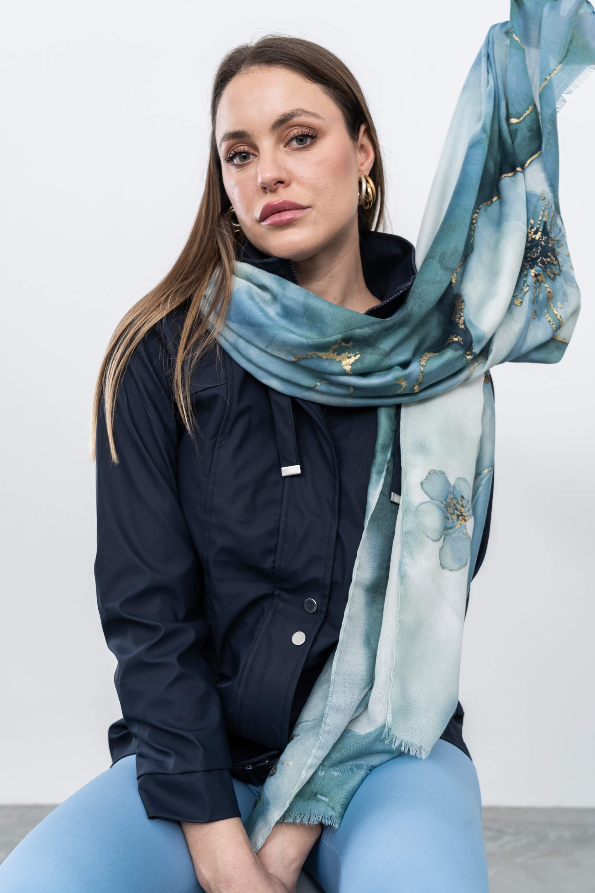 FOULARD FLOR DETALLE ORO VERDE