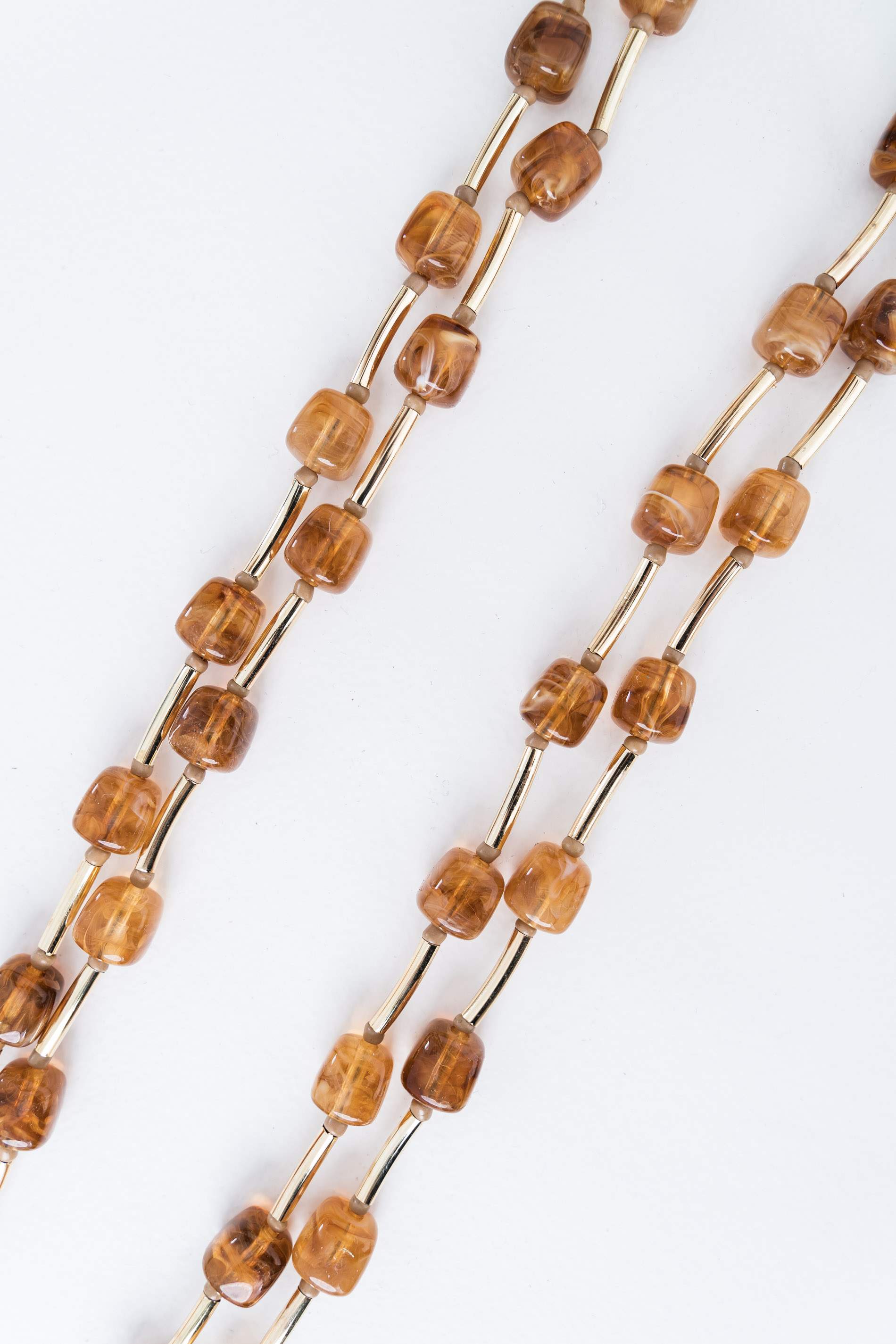 COLLAR PIEDRAS ENGARRZADAS