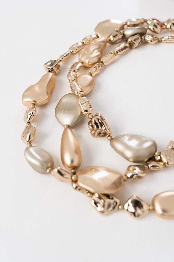 COLLAR TRIPLE PIEZAS DORADAS