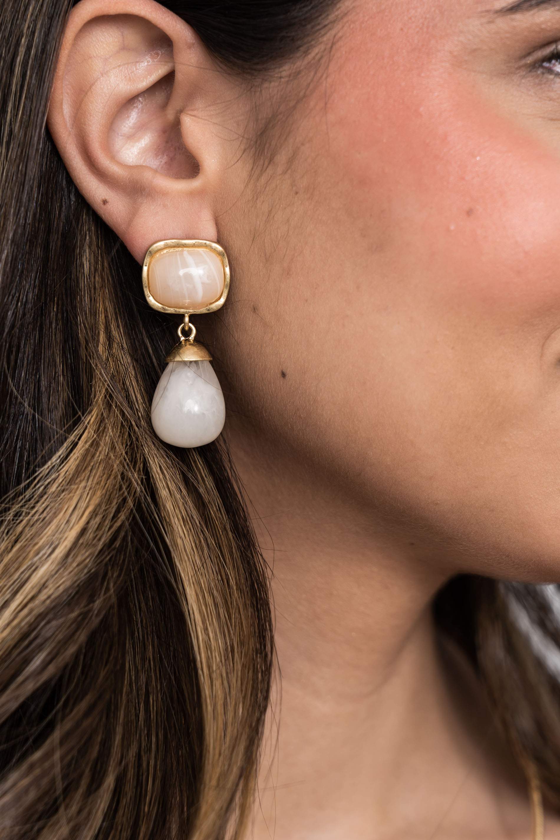 PENDIENTE LAGRIMA NACARADO