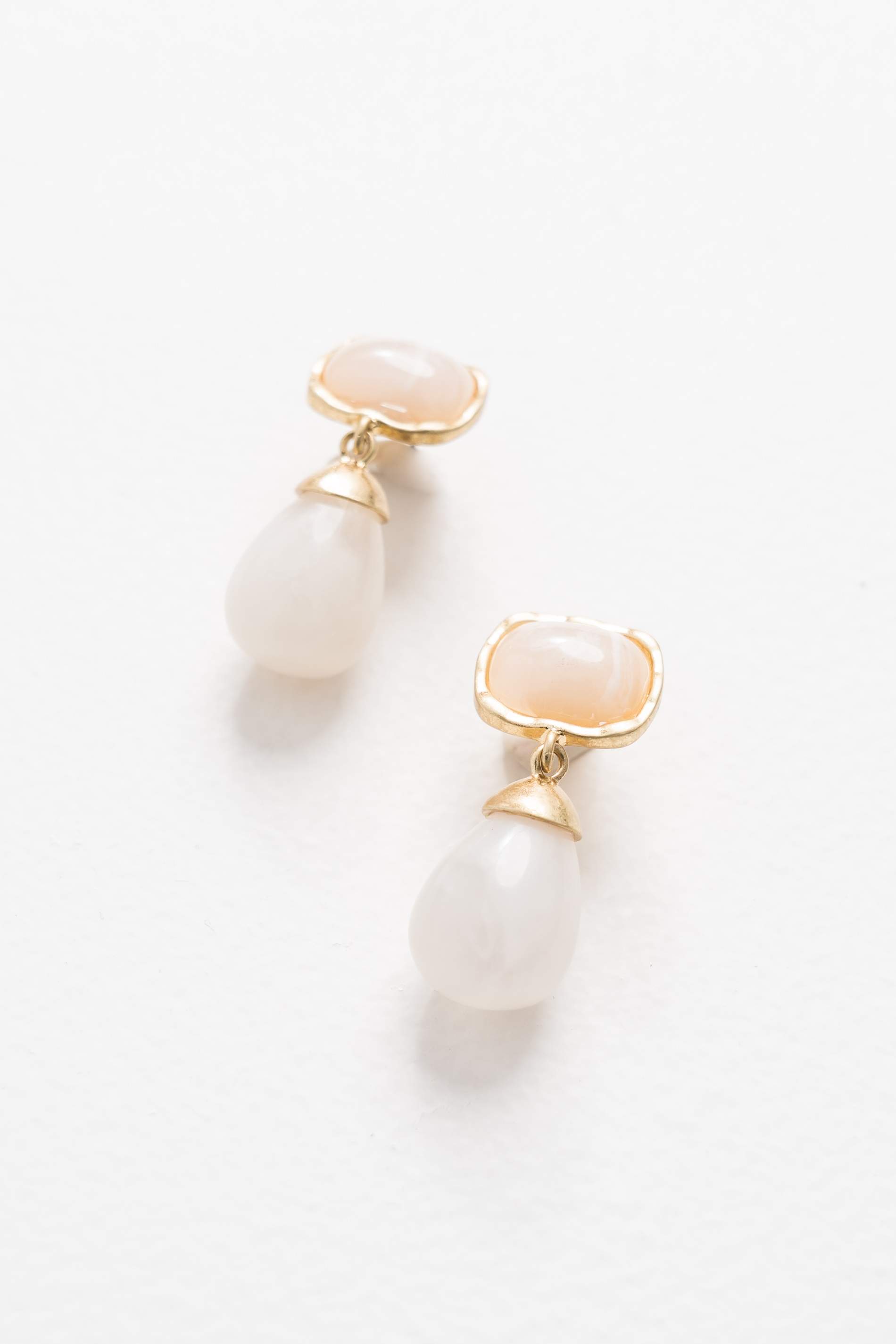 PENDIENTE LAGRIMA NACARADO