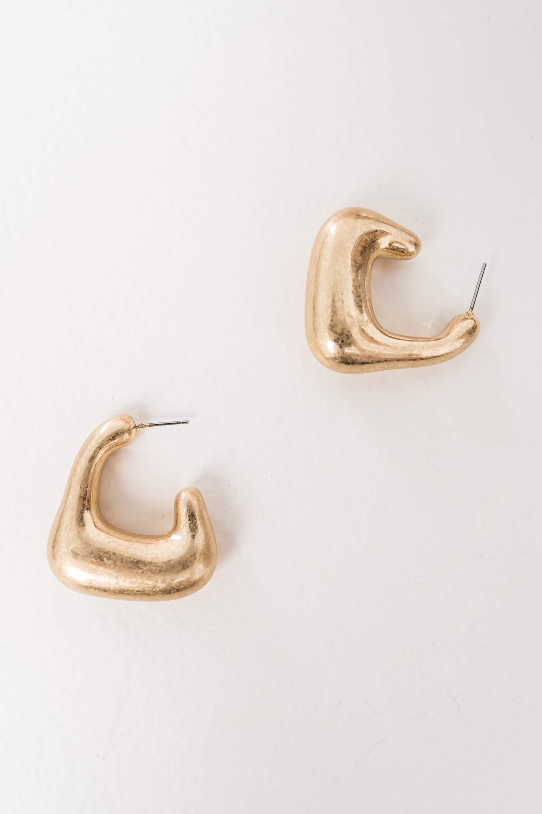 PENDIENTE ARO IRREGULAR