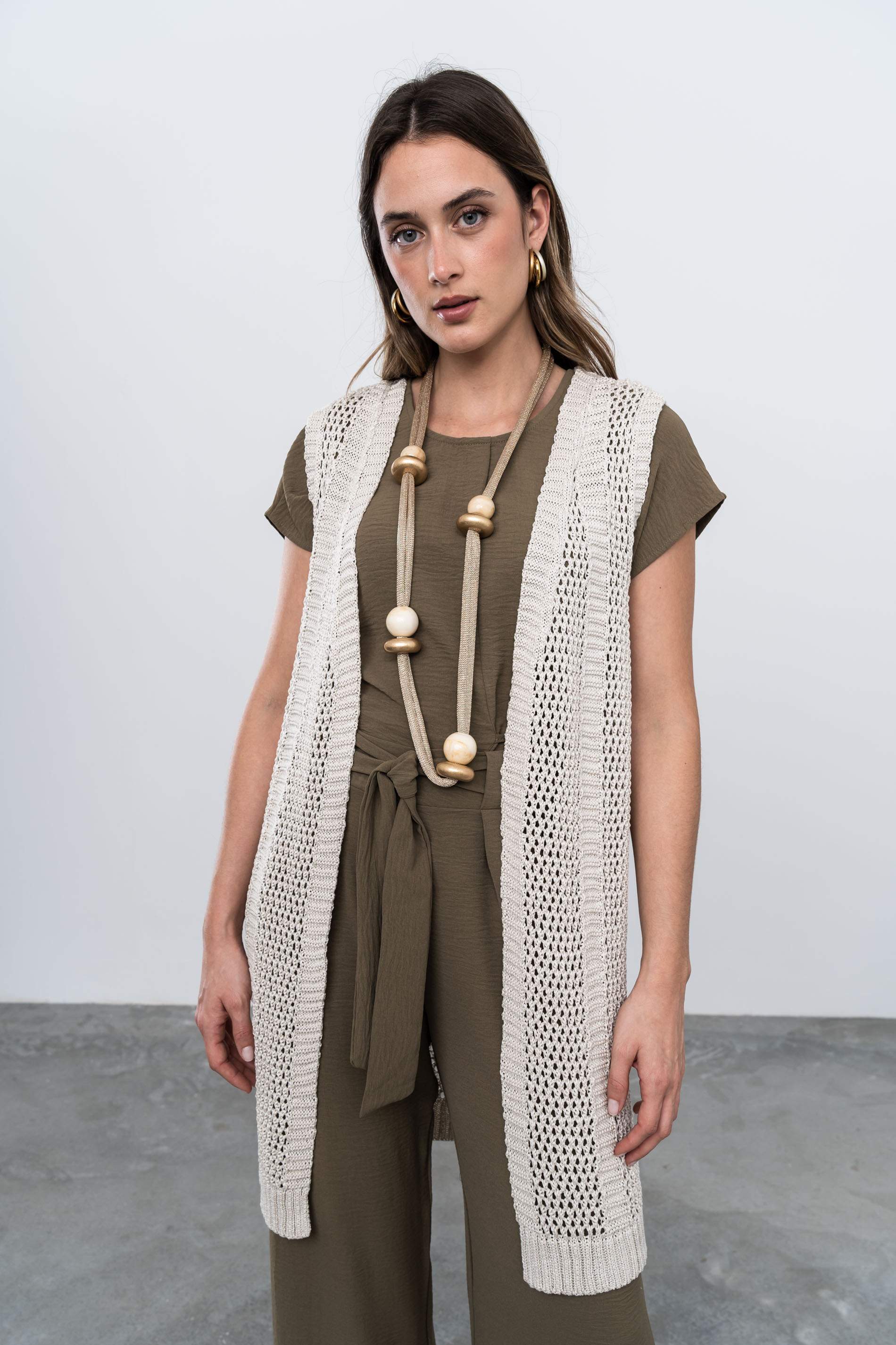 CHALECO TIRAS CALADOS ARENA