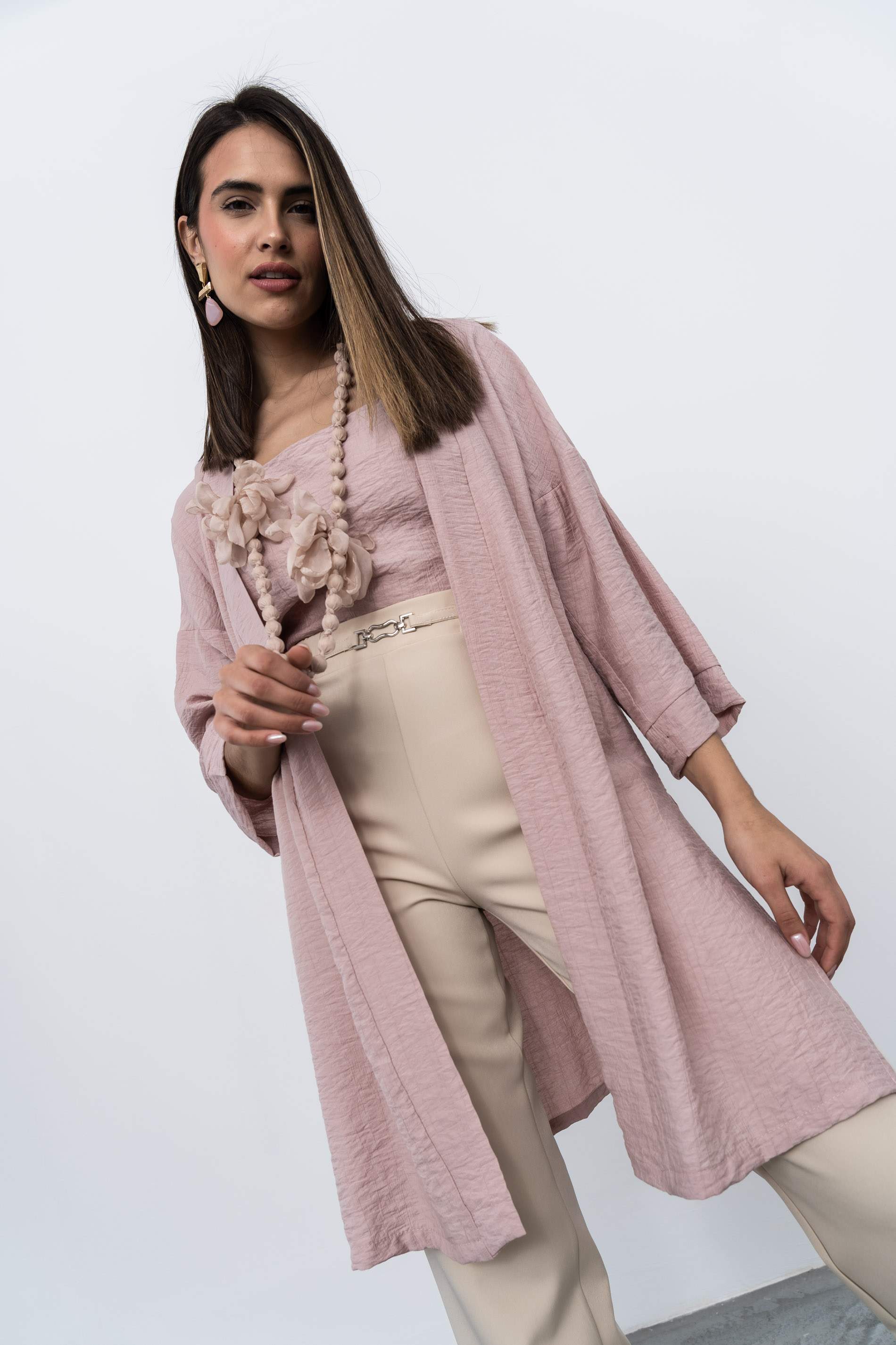 COLLAR FLOR TEJIDO PIEDRA