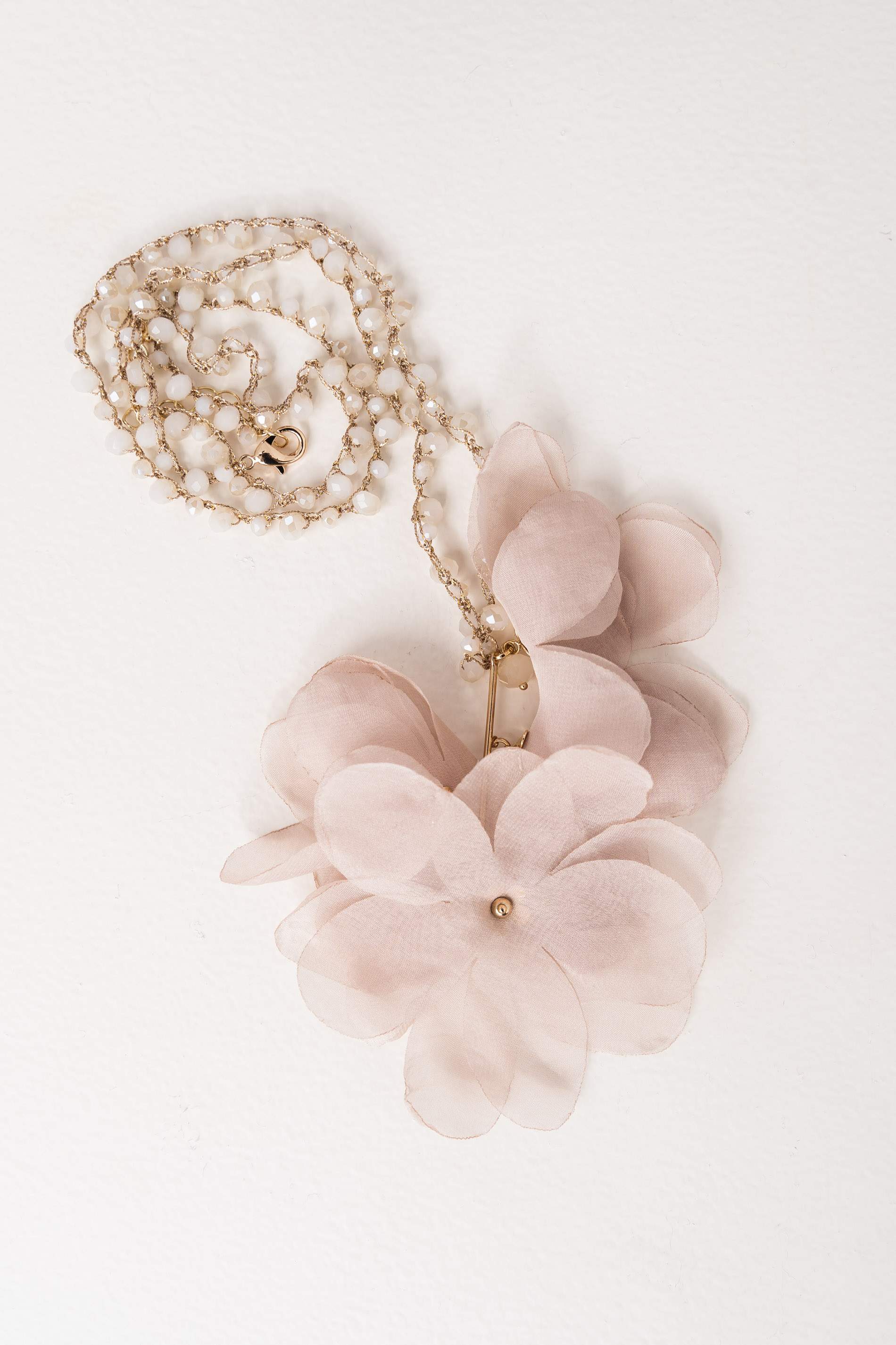 COLLAR CRISTALES FLOR
