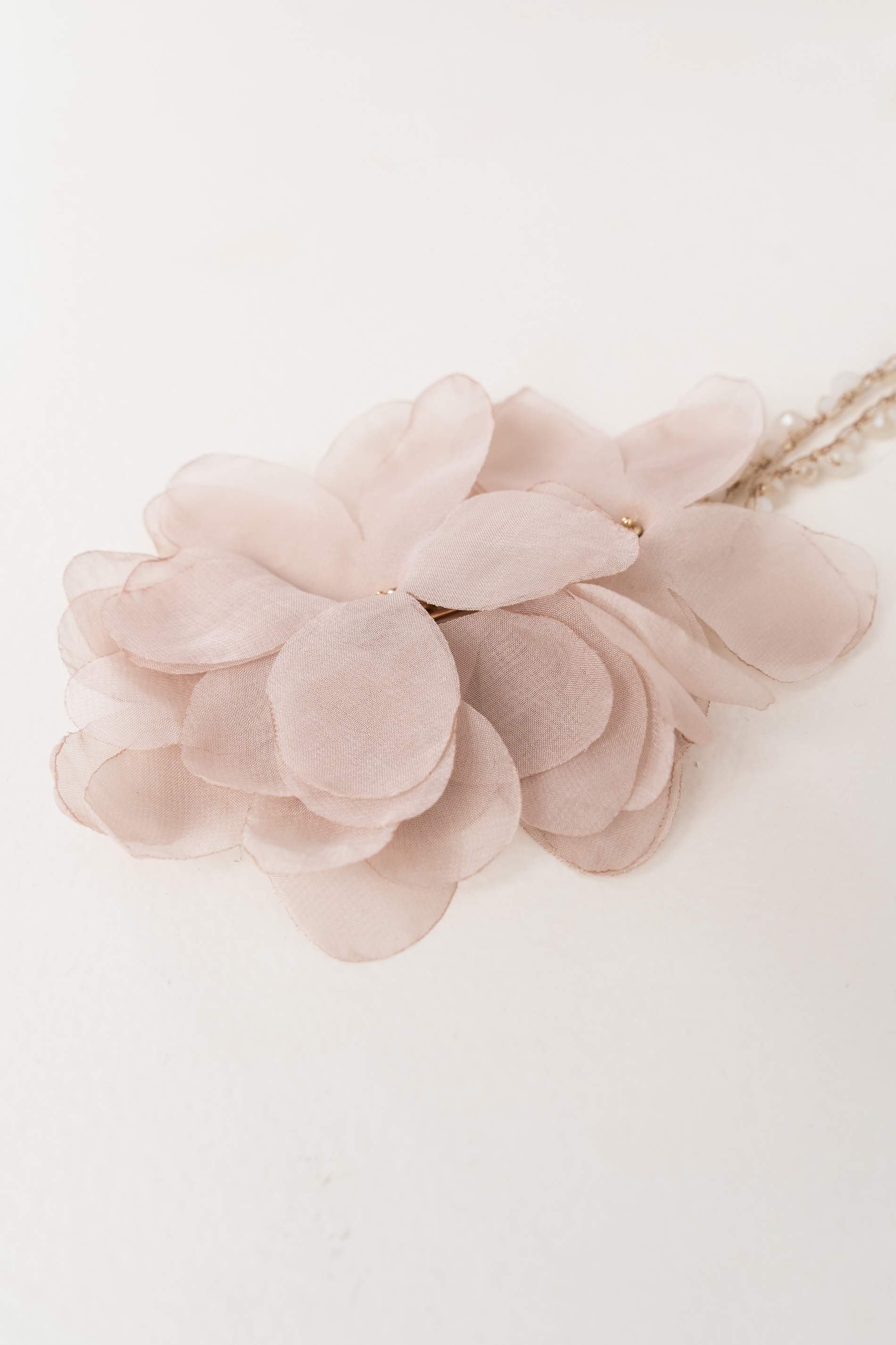 COLLAR CRISTALES FLOR