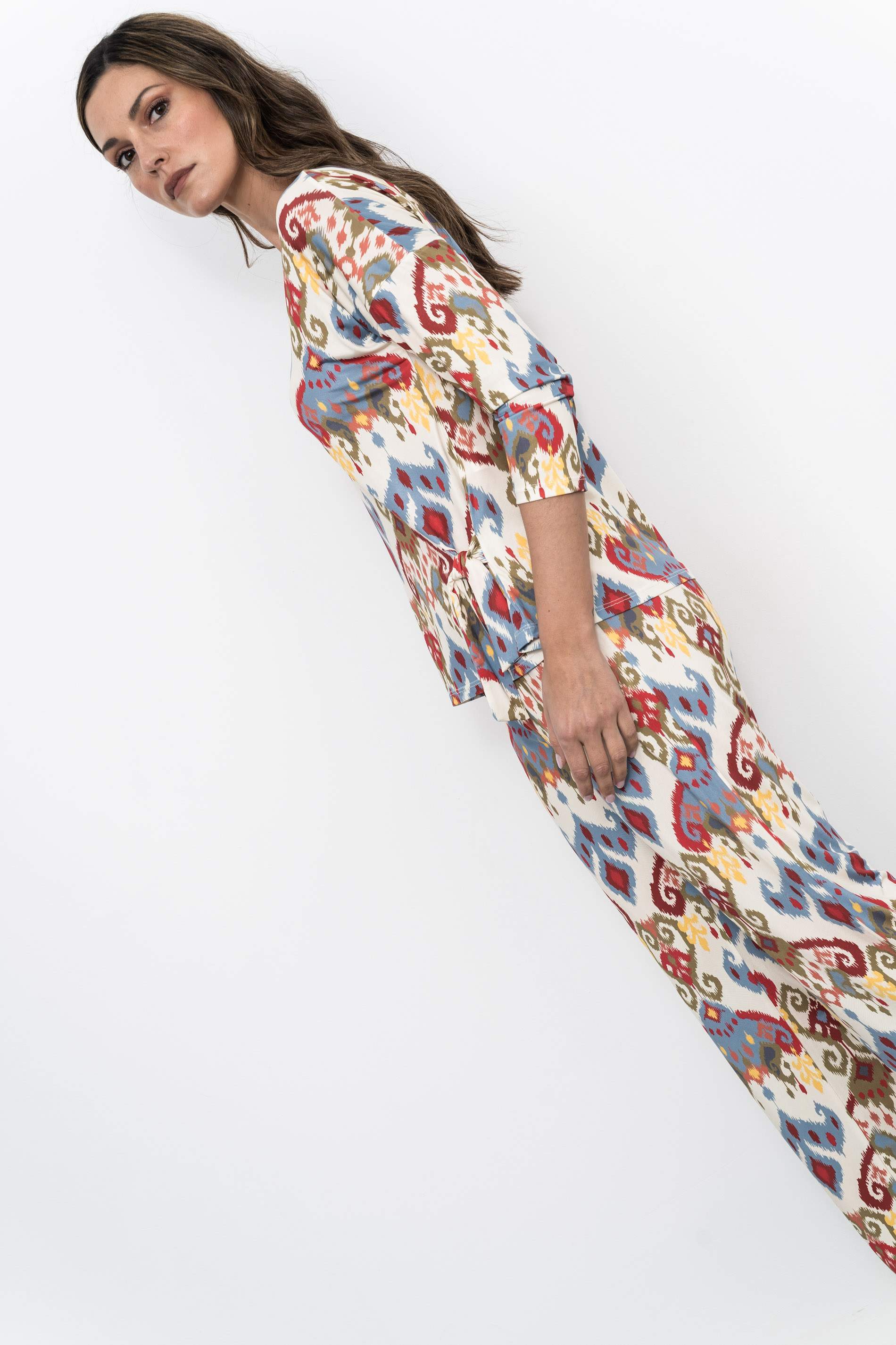 CAMISETA NUDO COLORES