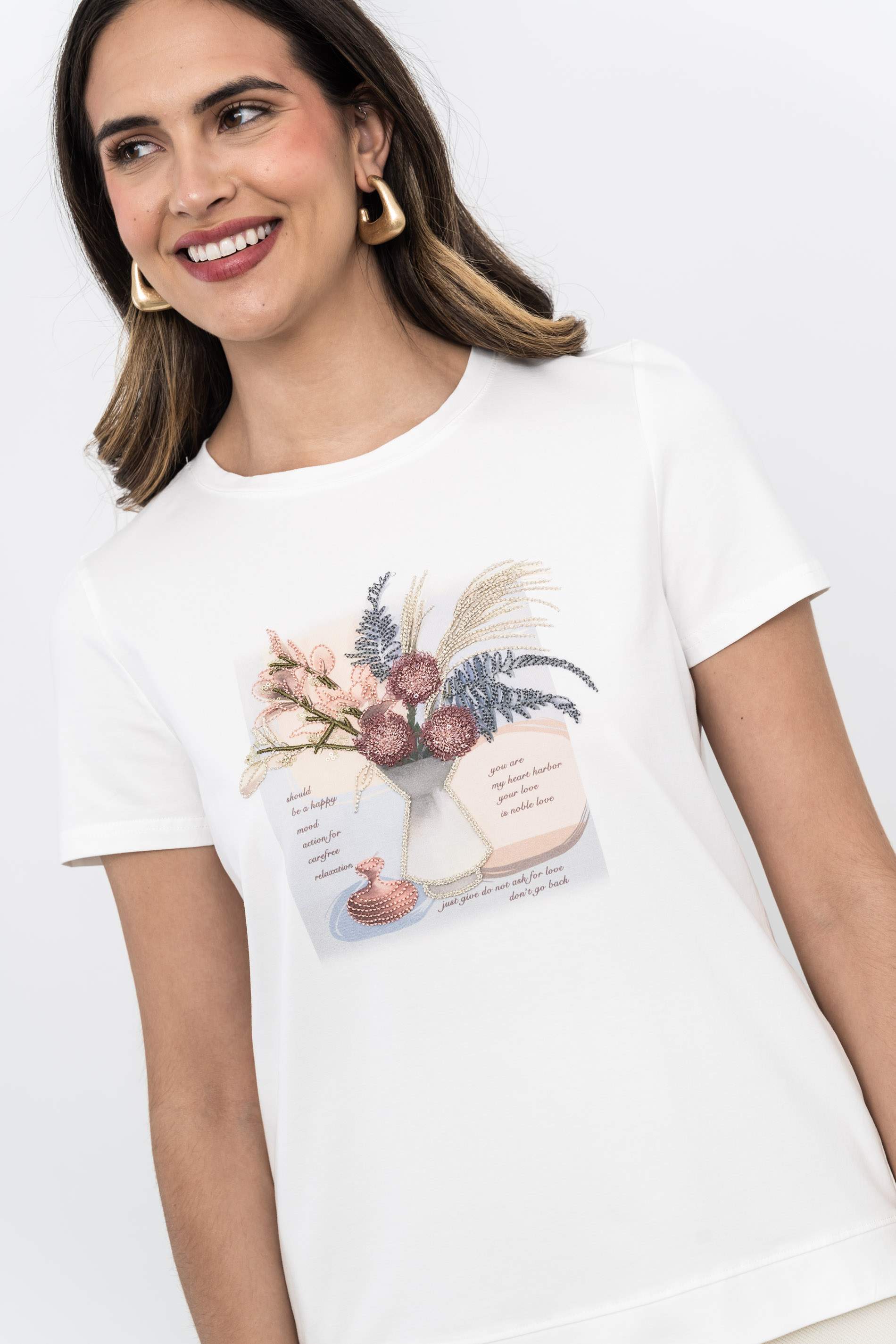 CAMISETA JARRÓN BORDADOS CRUDO