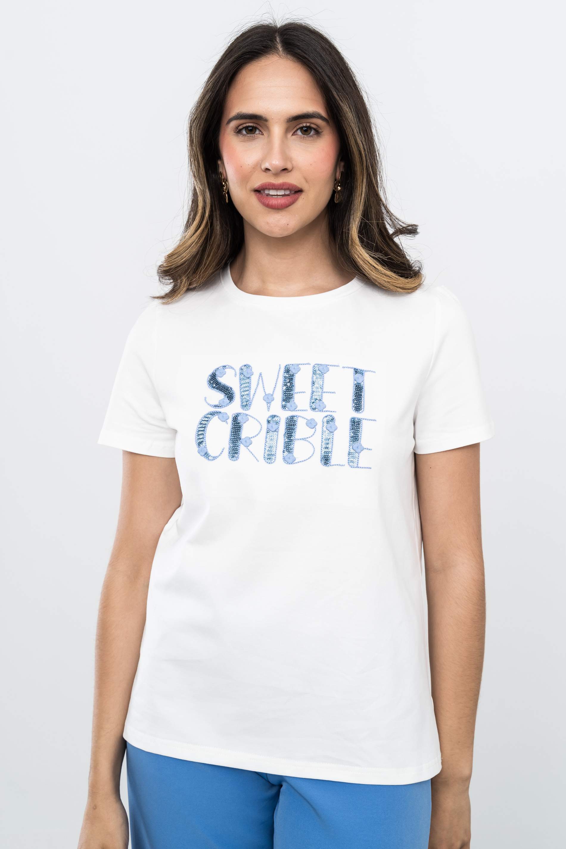 CAMISETA BORDADO SWEET CRUDO