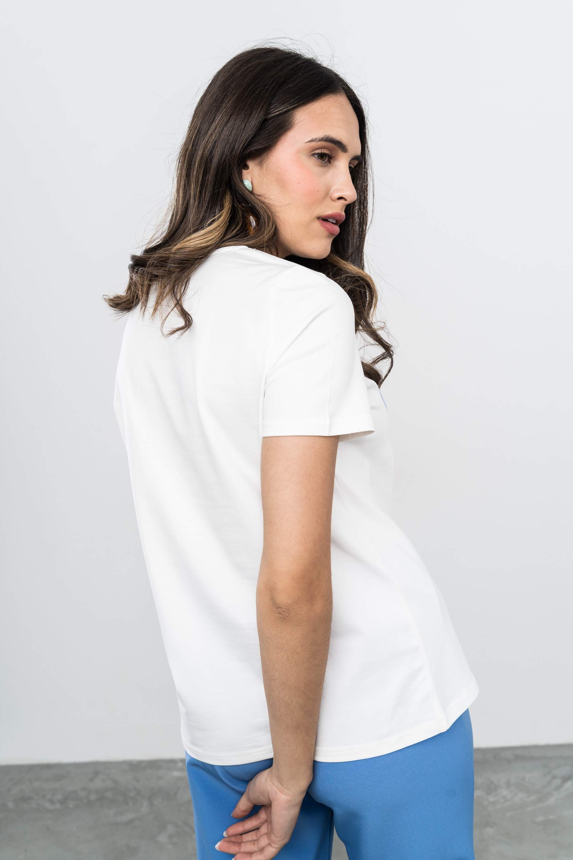 CAMISETA BORDADO SWEET CRUDO