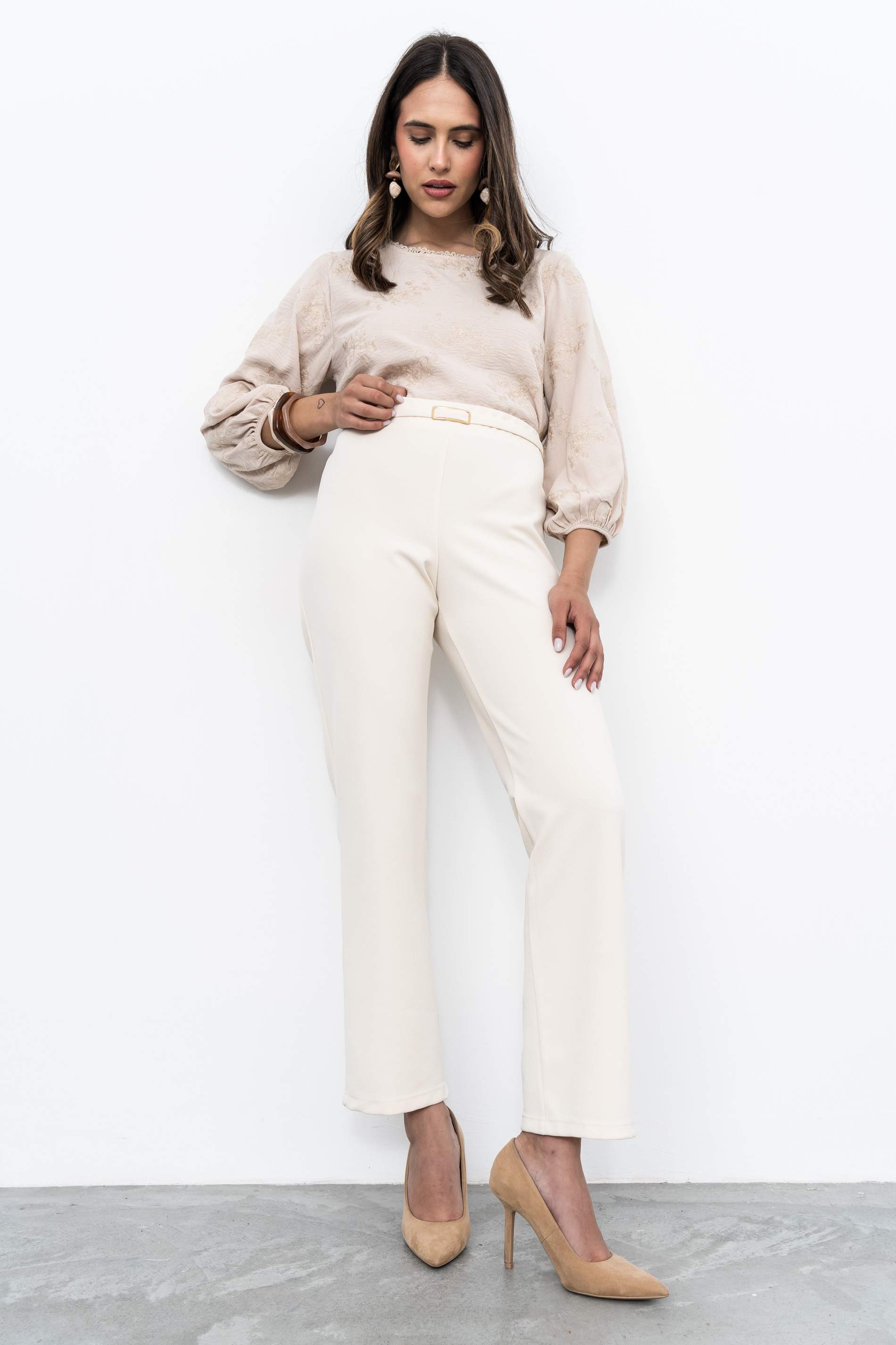 BLUSA BORDADOS MANGA ABULLONADA