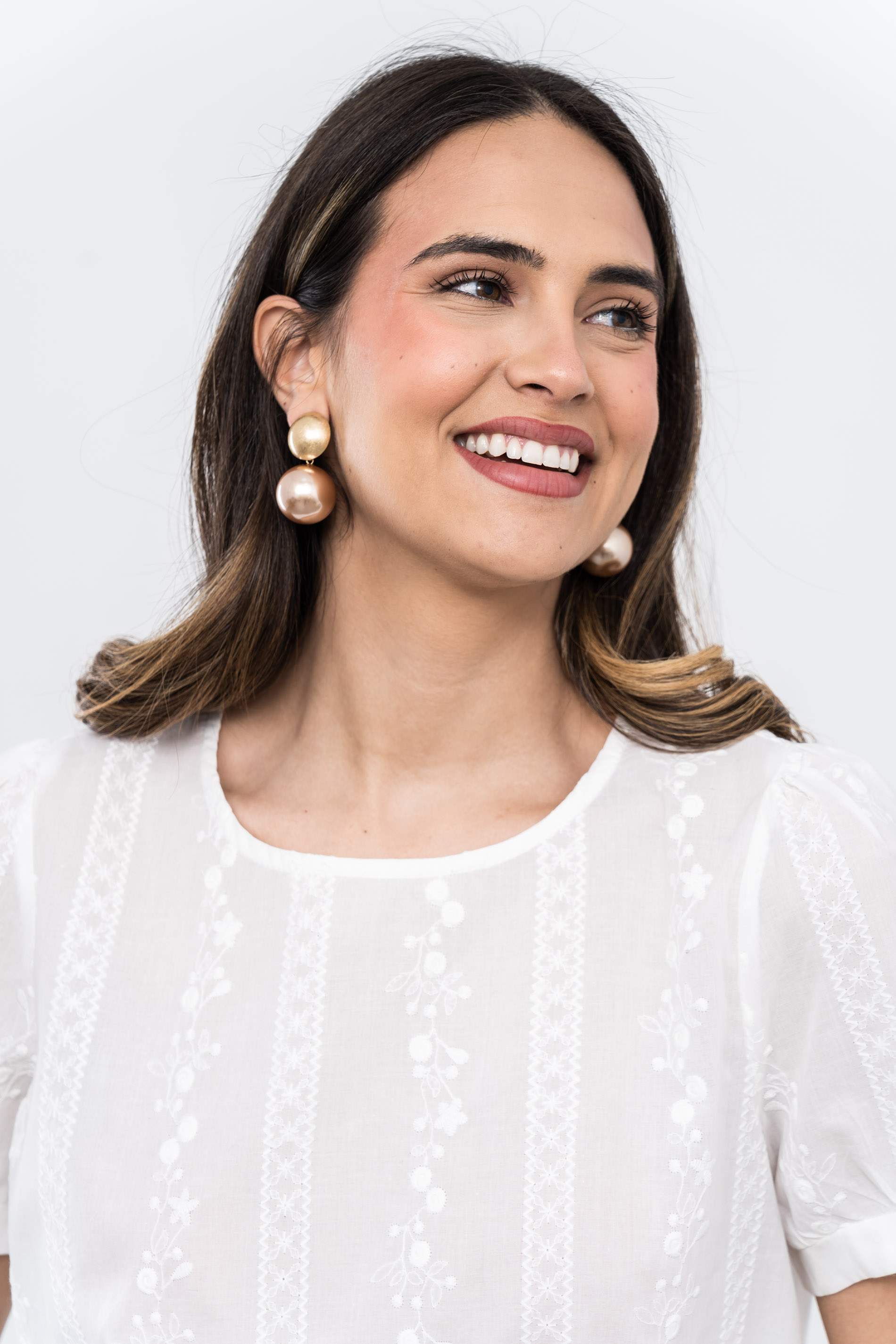 BLUSA BORDADOS FLORECITAS