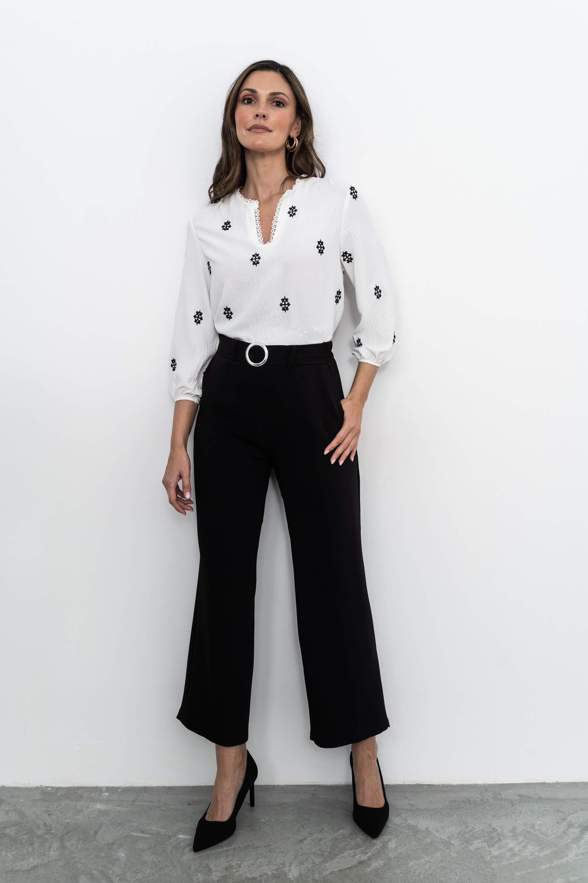 BLUSA BORDADOS CENEFA