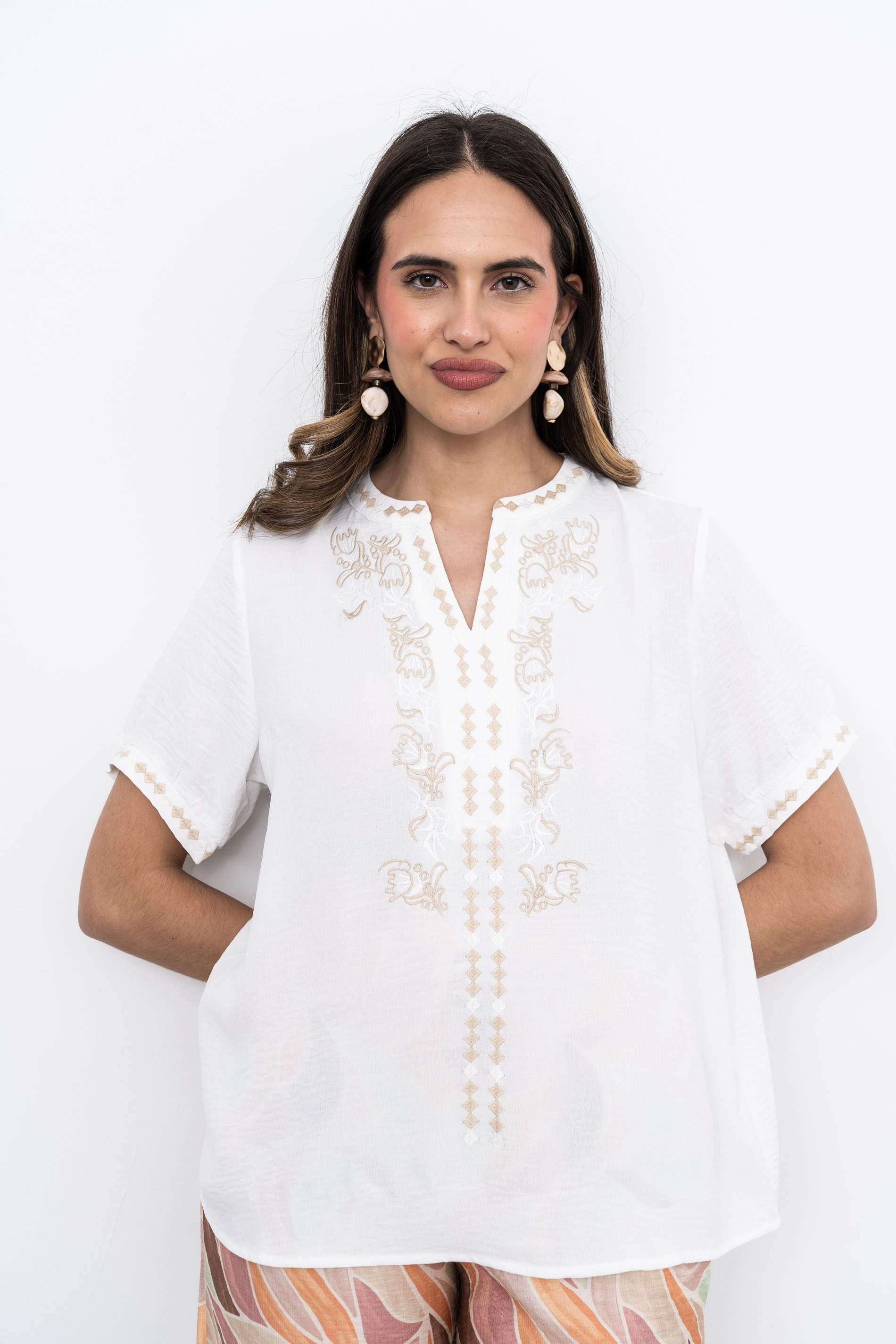 BLUSA ROMBITOS BORDADA 