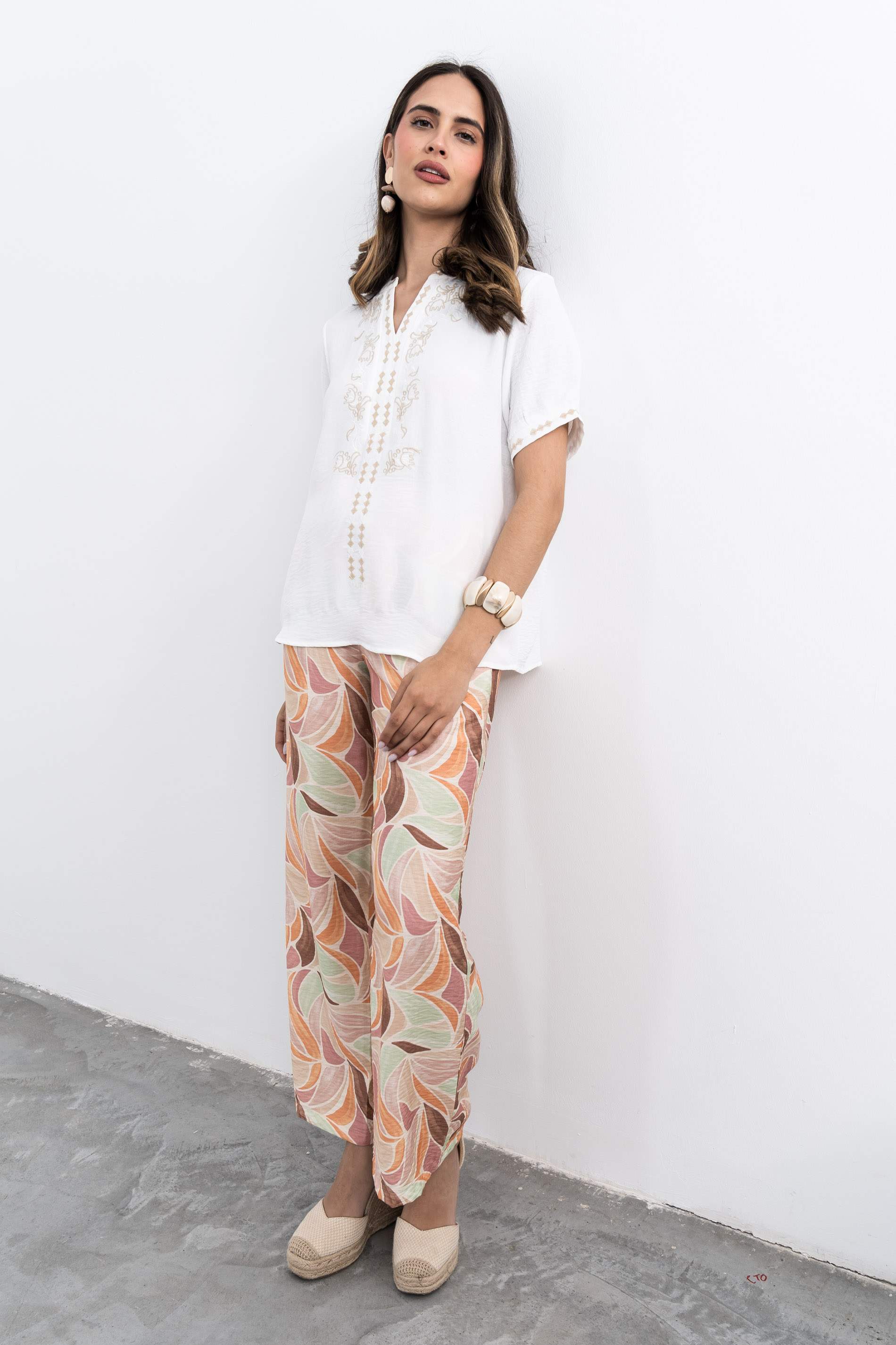 BLUSA ROMBITOS BORDADA 