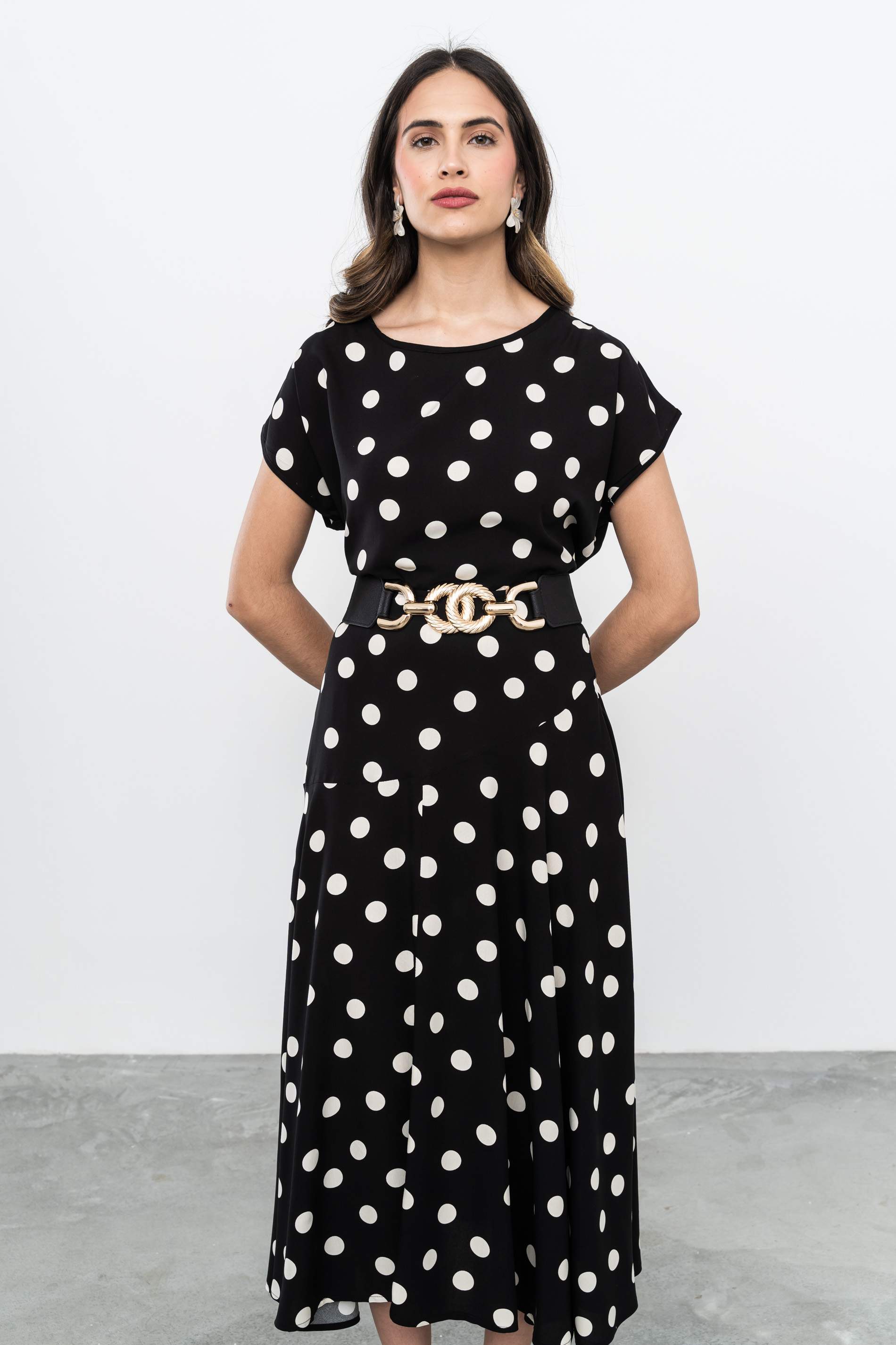 BLUSA TOPOS NEGRO