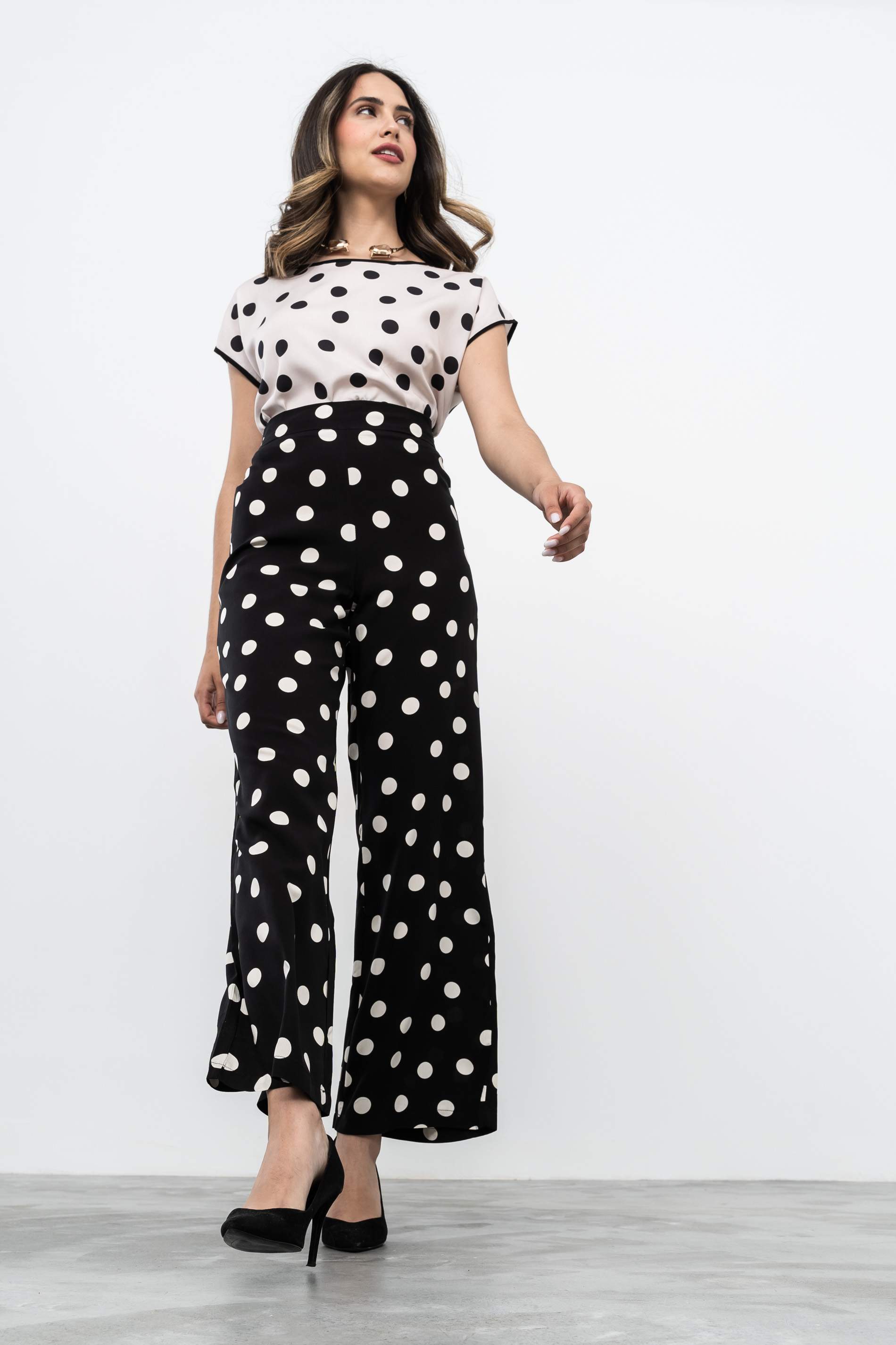 PANTALÓN ESTAMPADO TOPOS