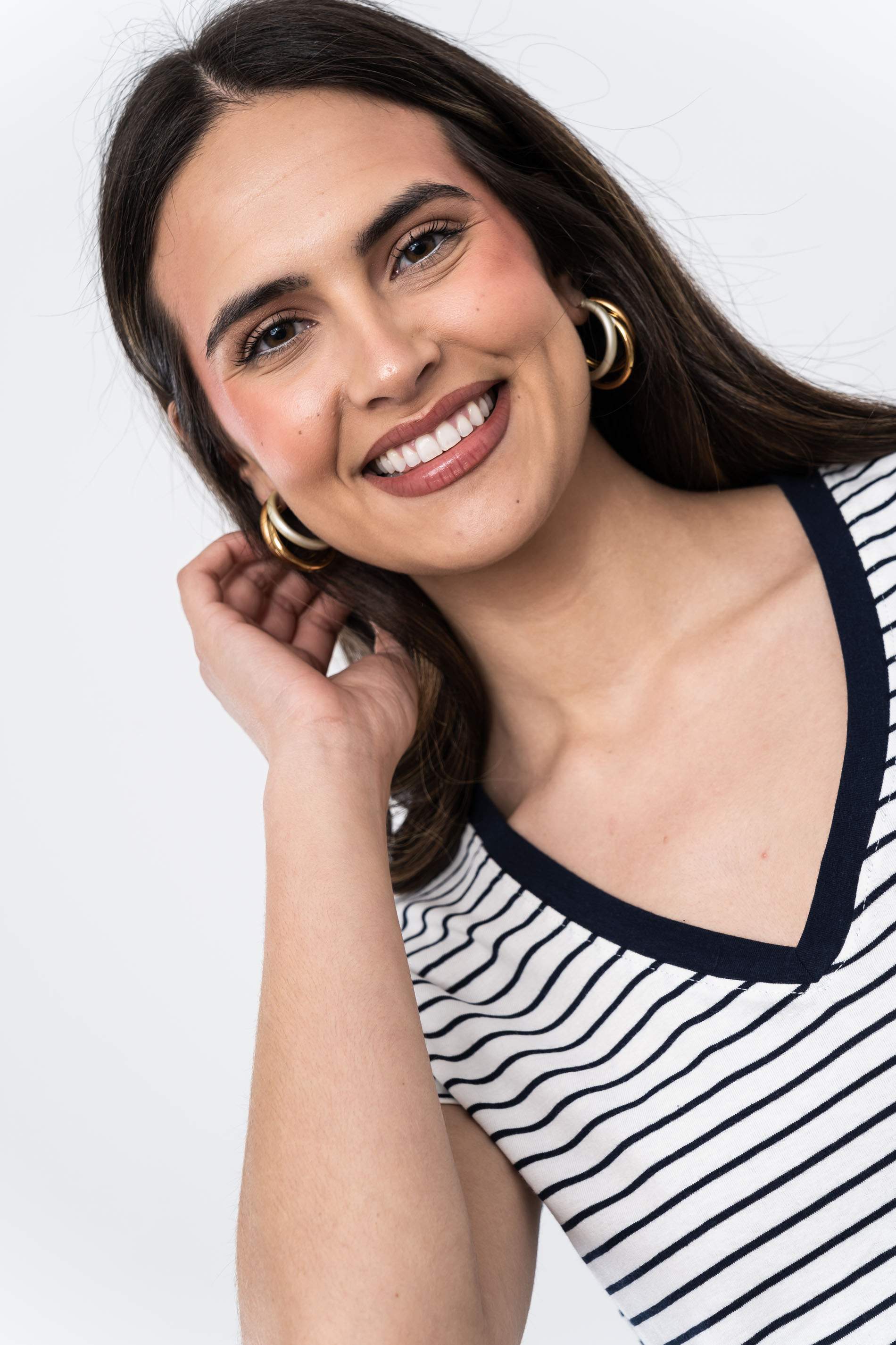 CAMISETA CUELLO PICO RAYAS 