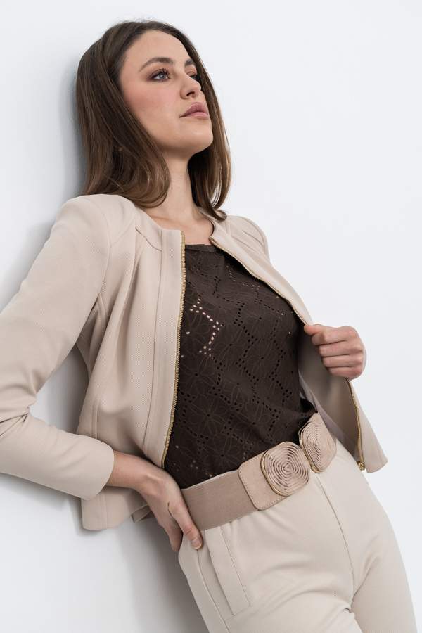 CHAQUETA CORTE CREMALLERA BEIGE