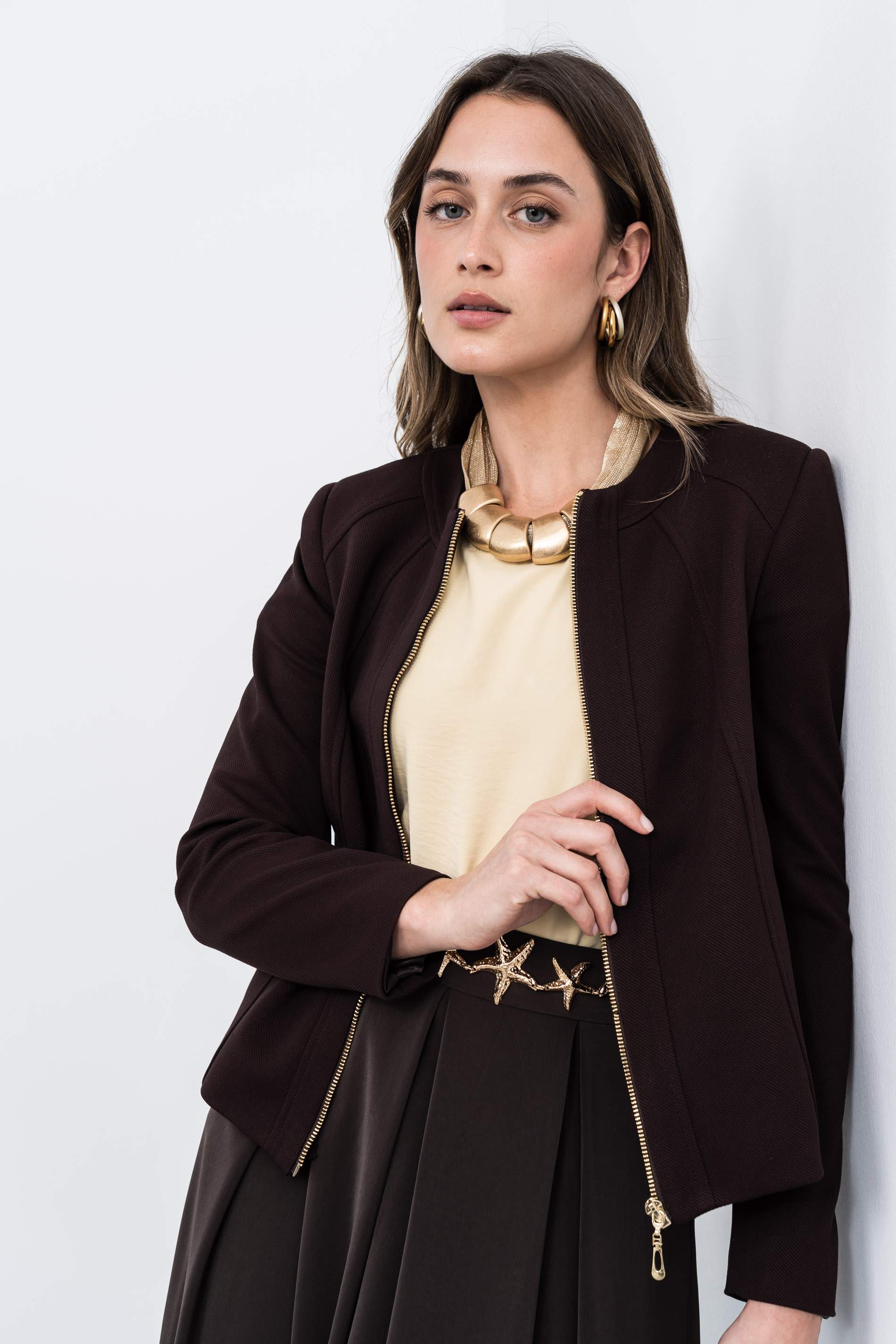 CHAQUETA CORTE CREMALLERA CHOCOLATE