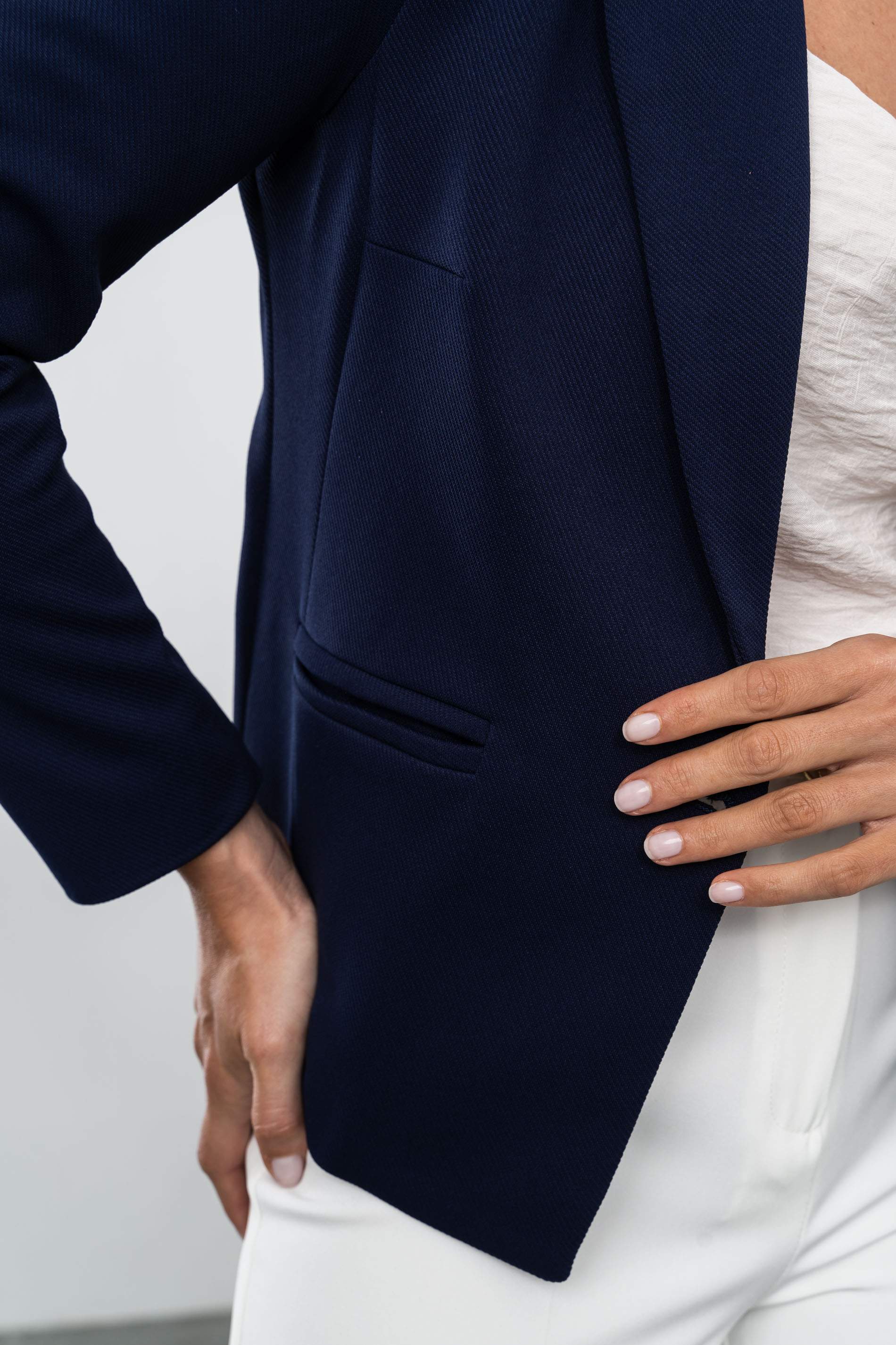 AMERICANA BOTÓN CORTA MARINO