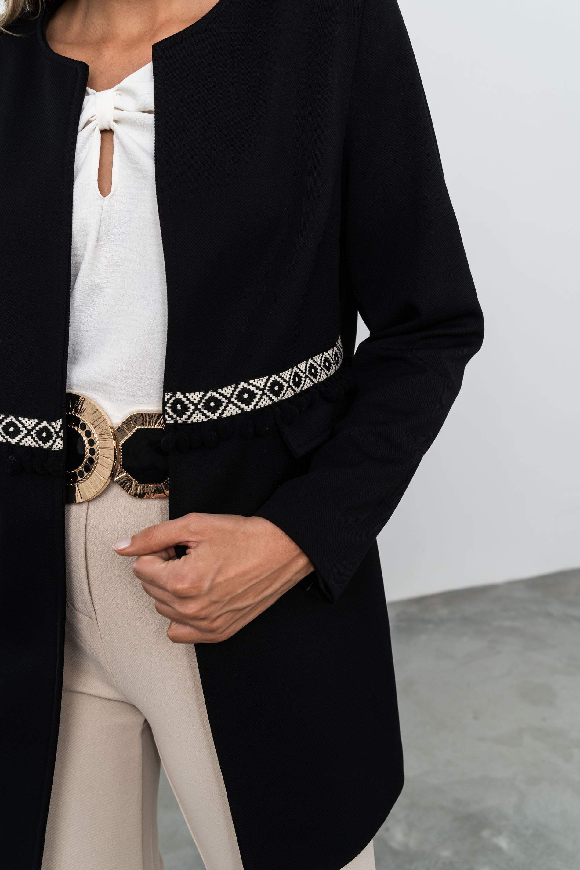 LEVITA ADORNOS MADROÑOS