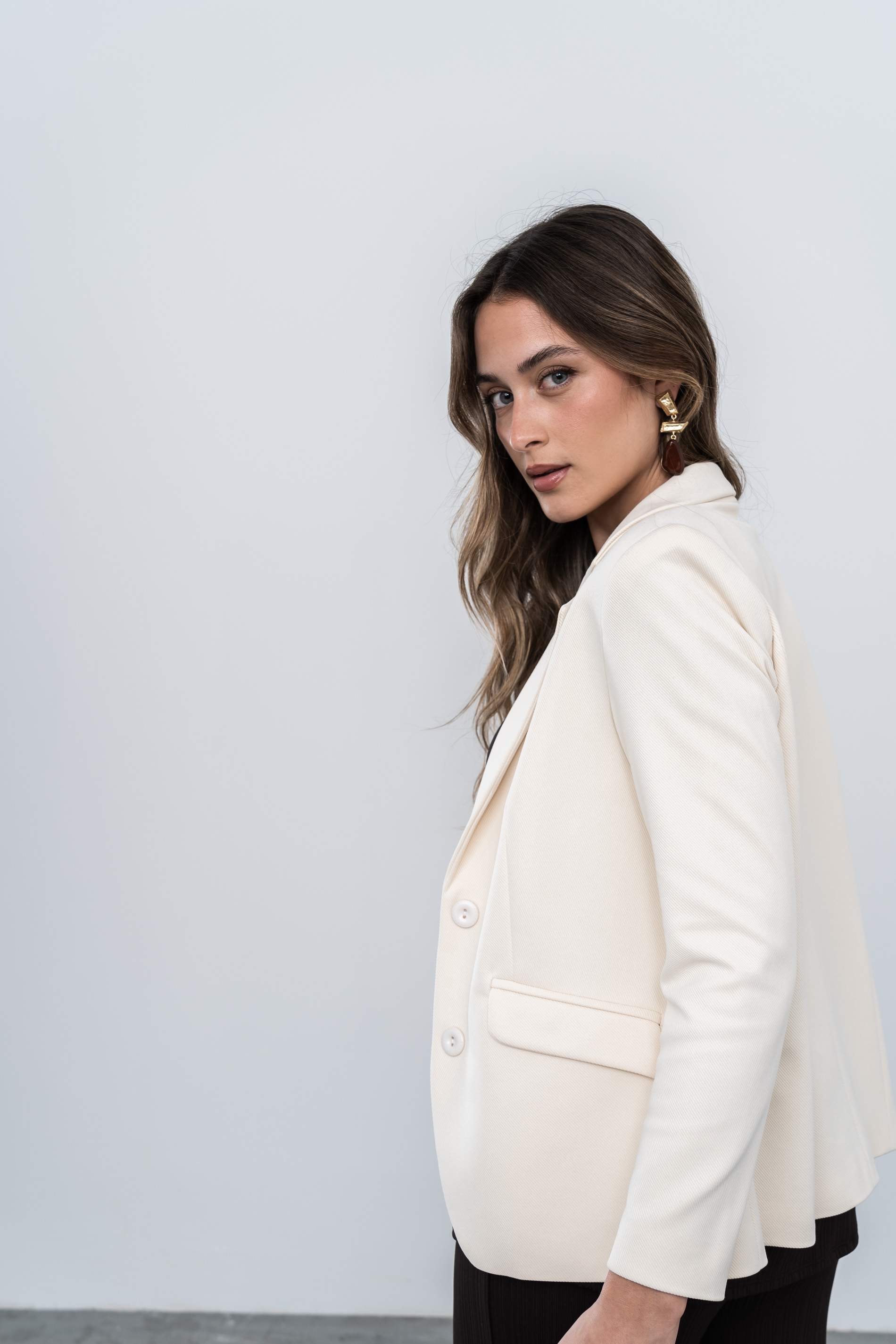 AMERICANA DOBLE BOTÓN CRUDO