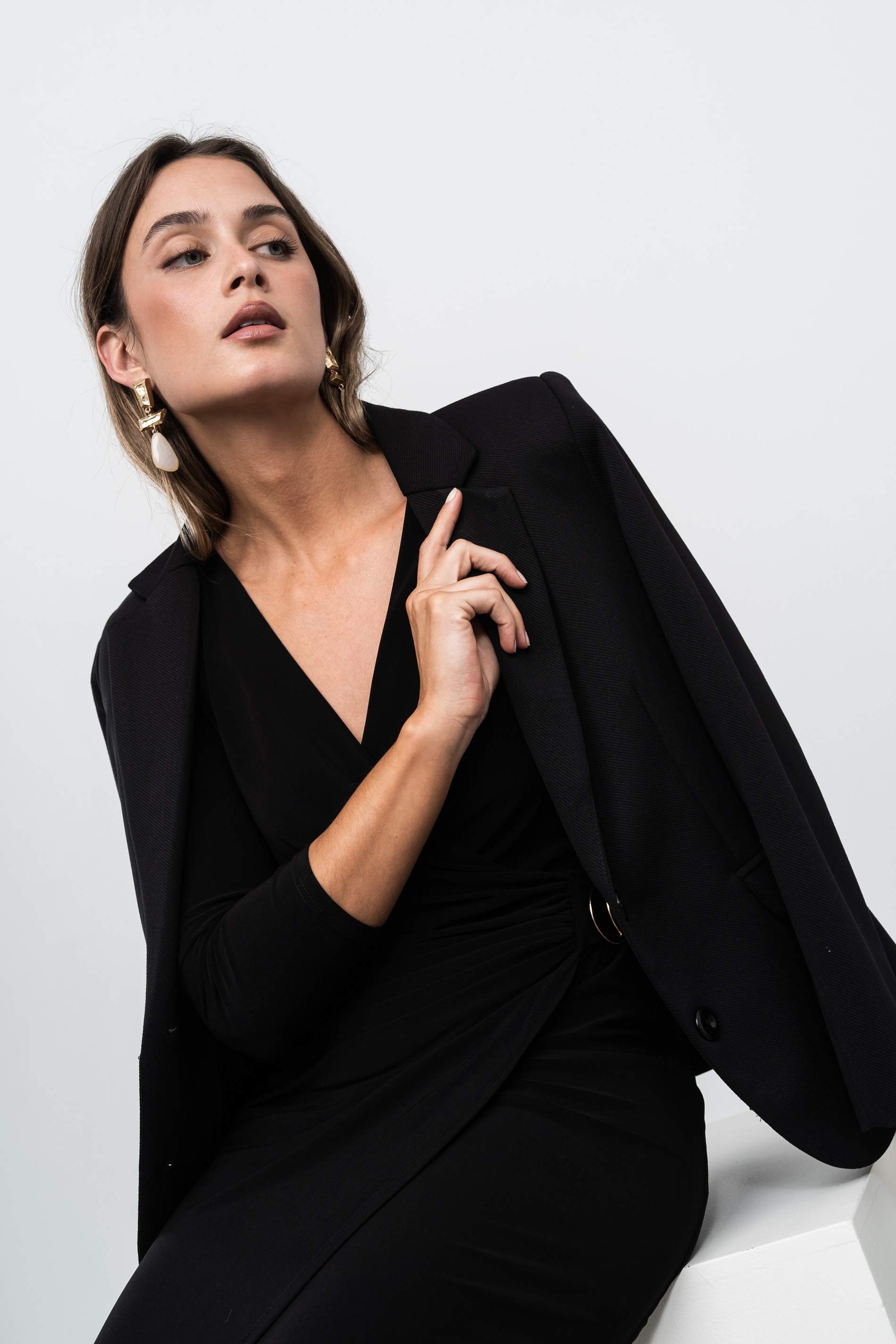 AMERICANA DOBLE BOTÓN NEGRO