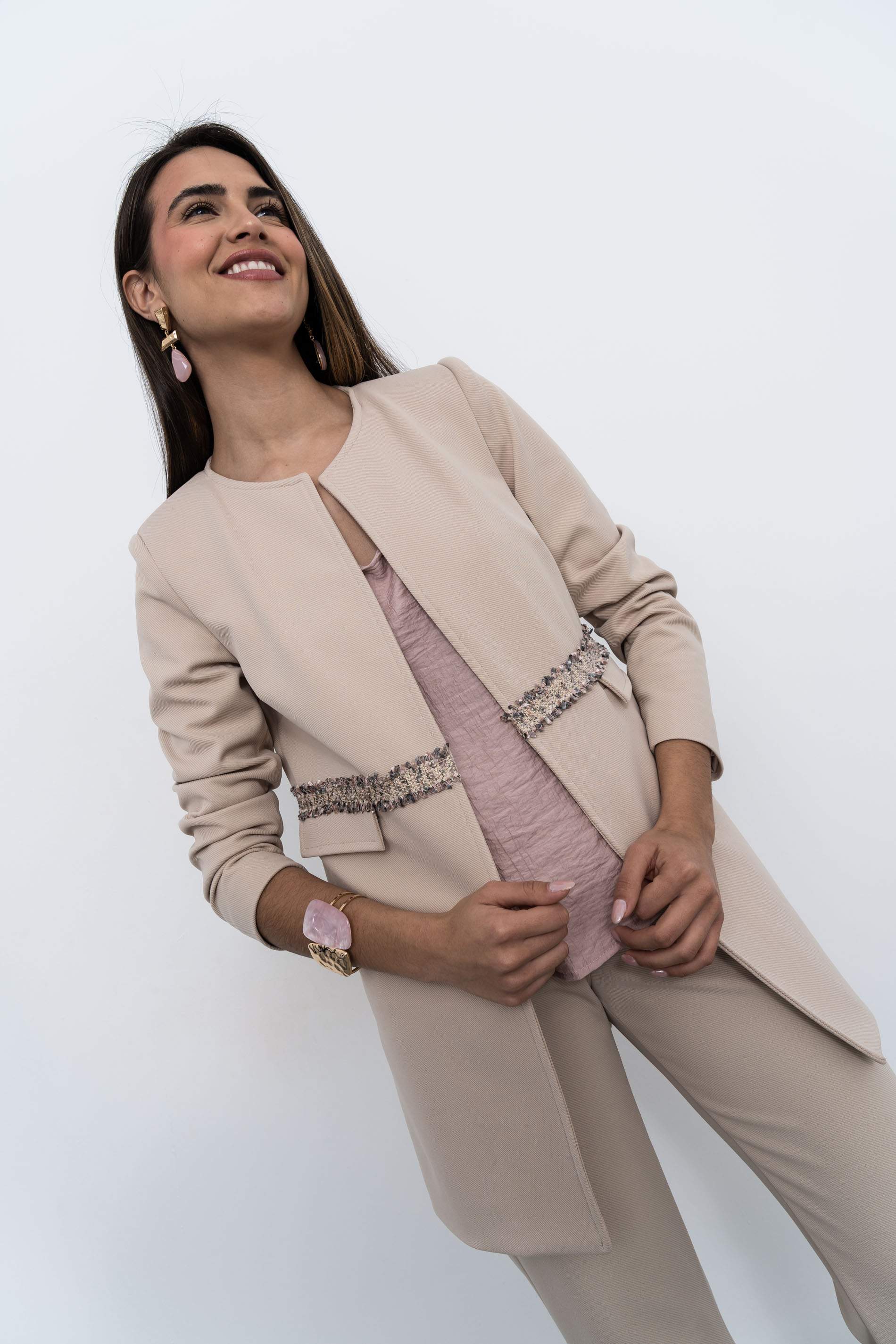 PANTALÓN RECTO BEIGE