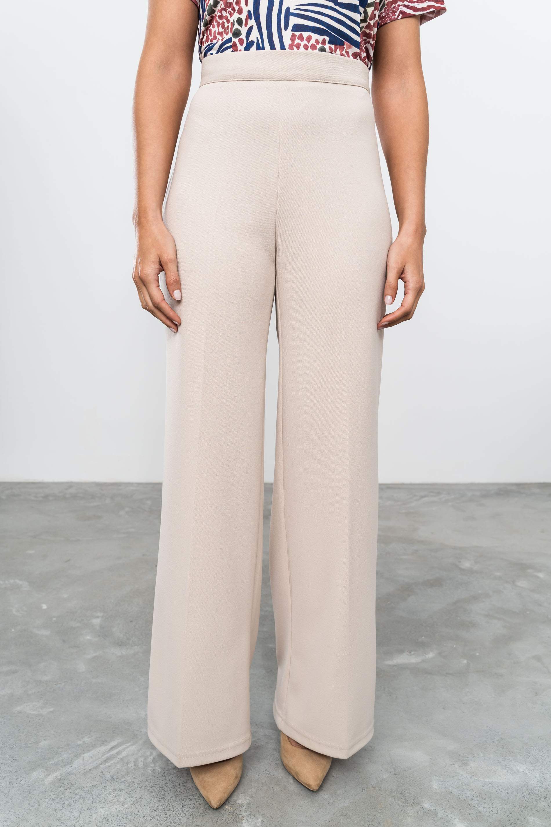 PANTALÓN VESTIR ANCHO ARENA