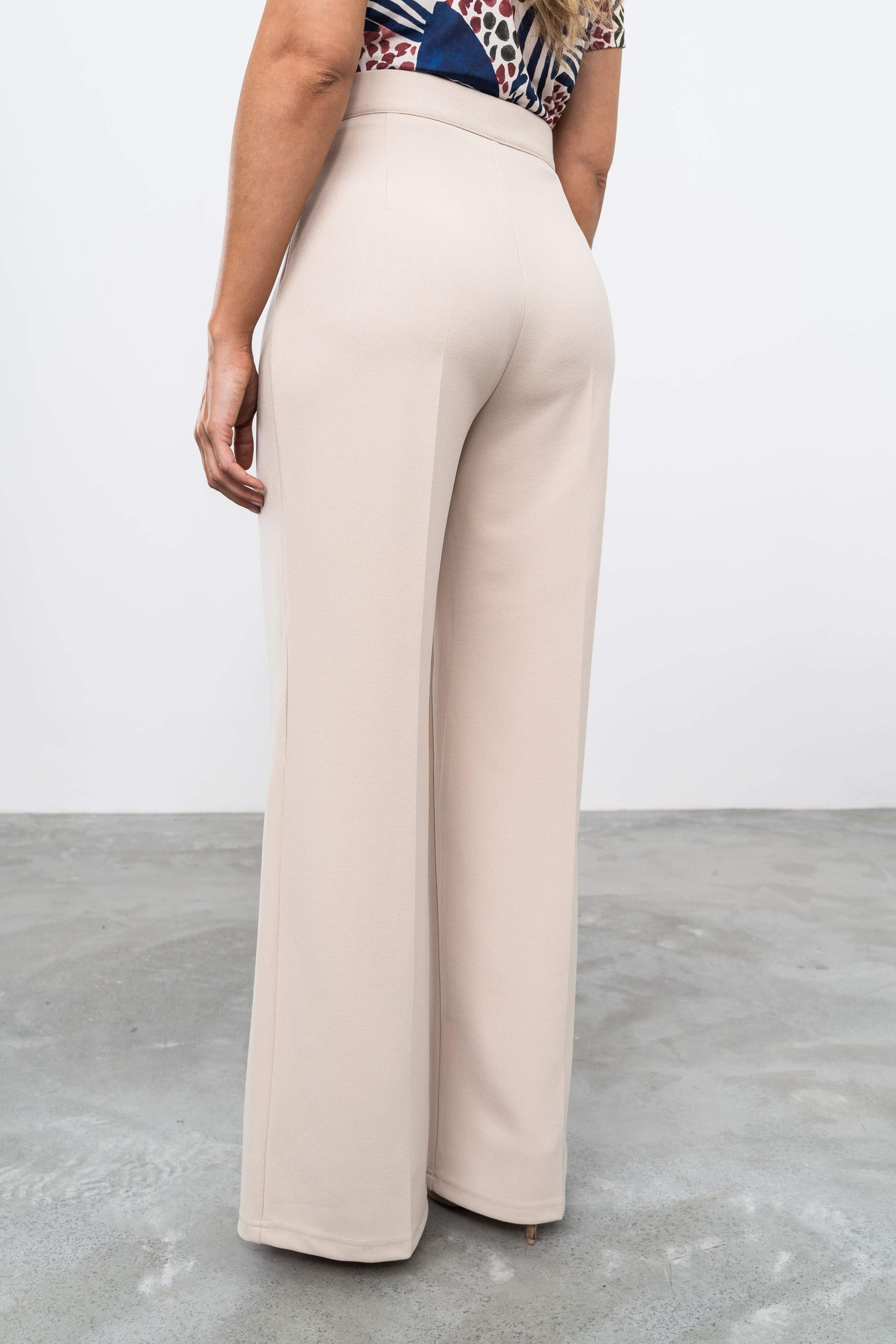 PANTALÓN VESTIR ANCHO ARENA