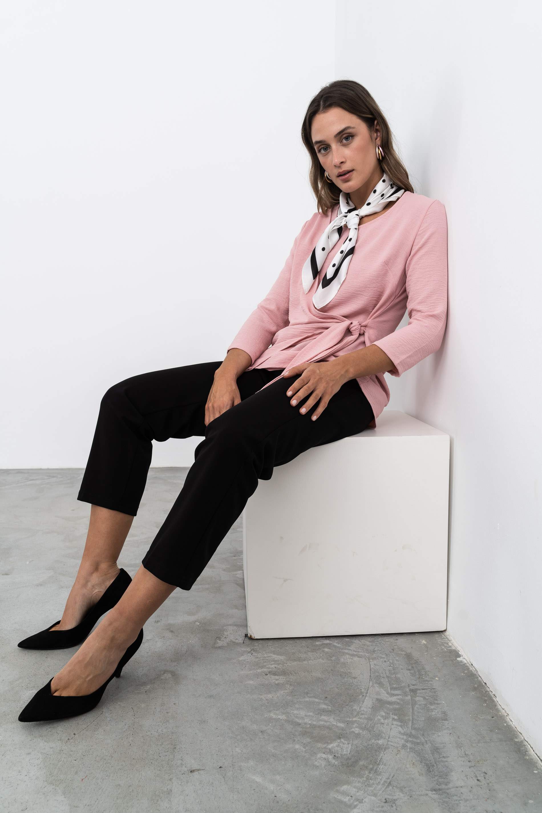 PANTALÓN BÁSICO GOMA NEGRO