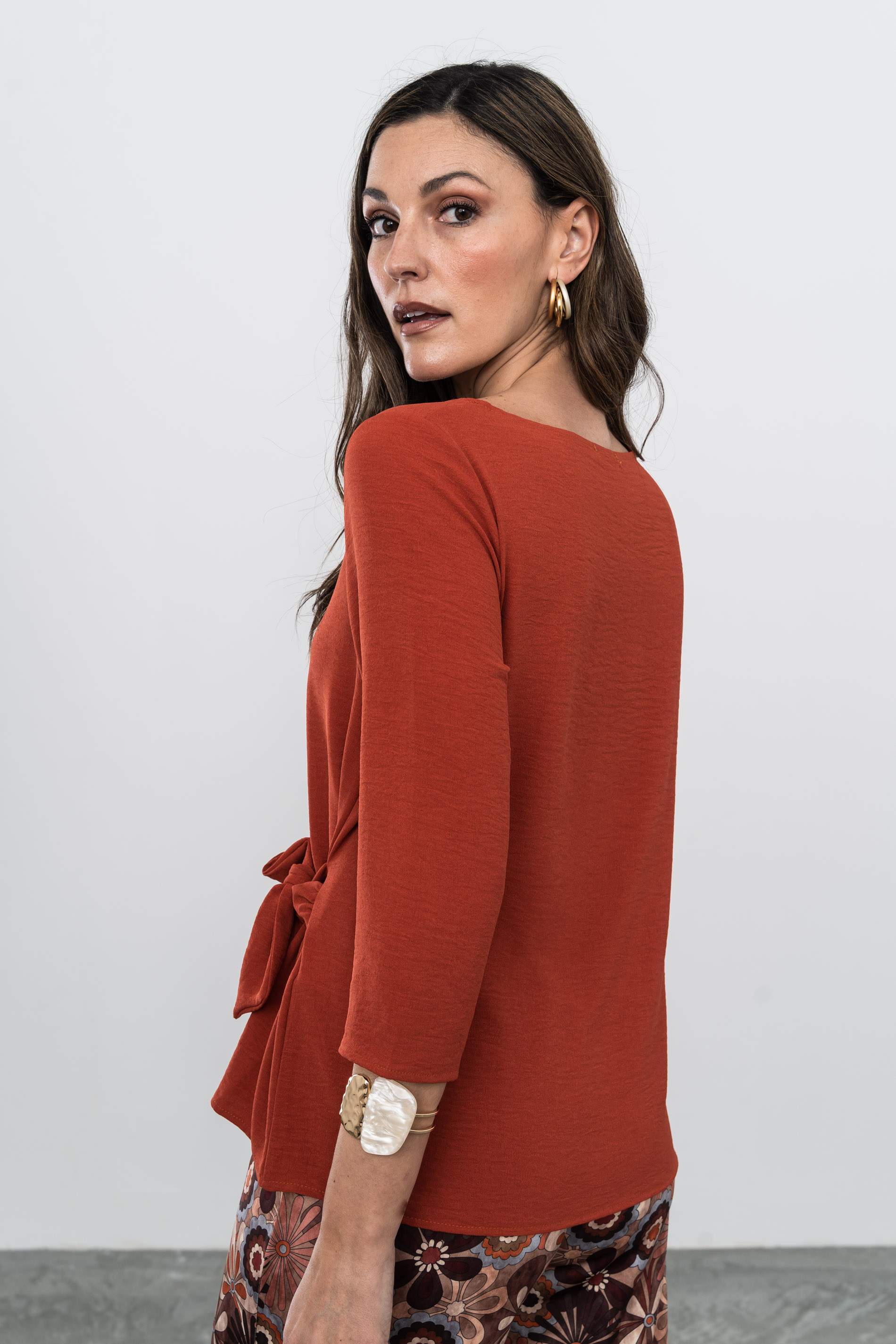 BLUSA EFECTO CRUZADO TEJA