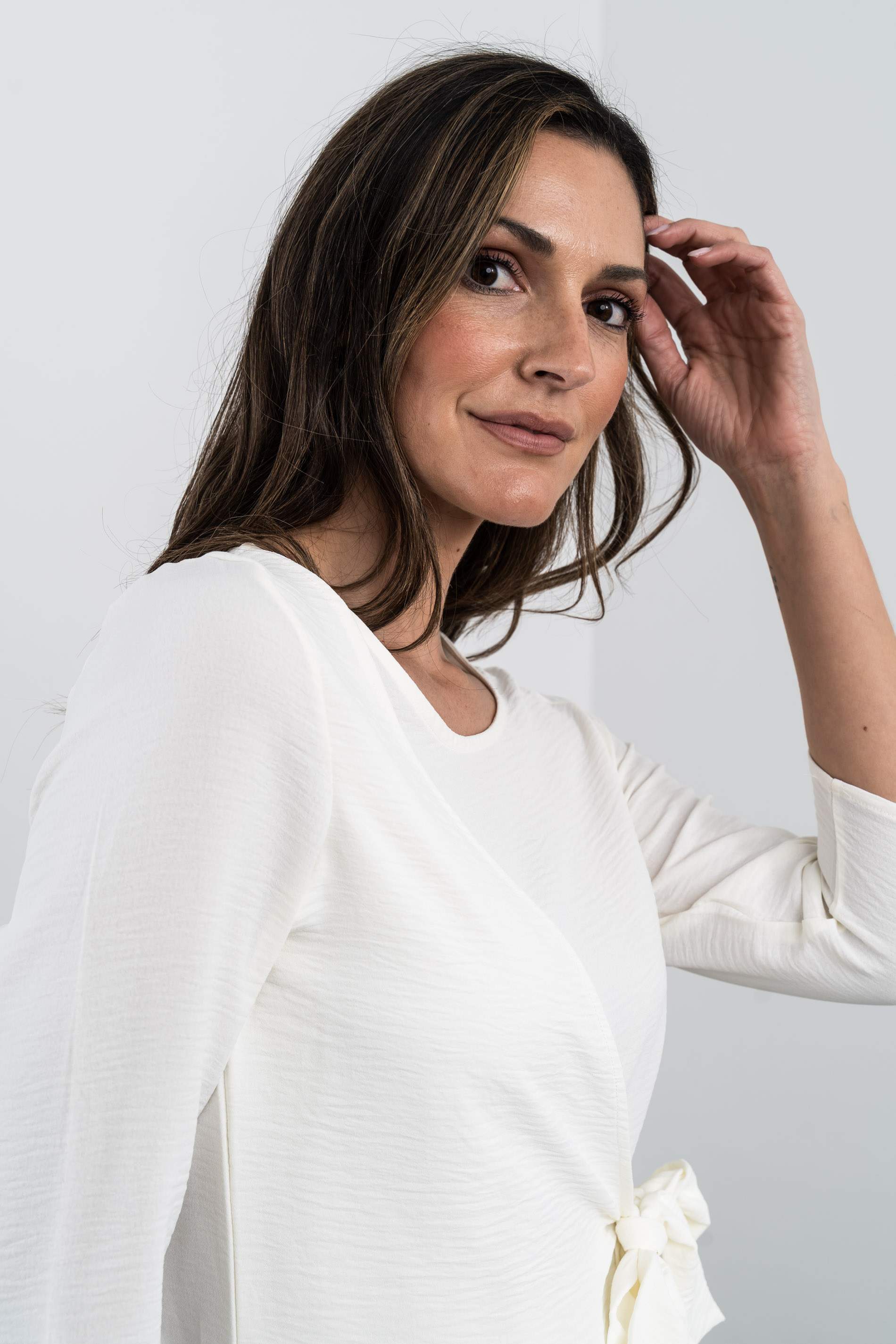 BLUS EFECTO CRUZADO MANGA FRANCESA CRUDO