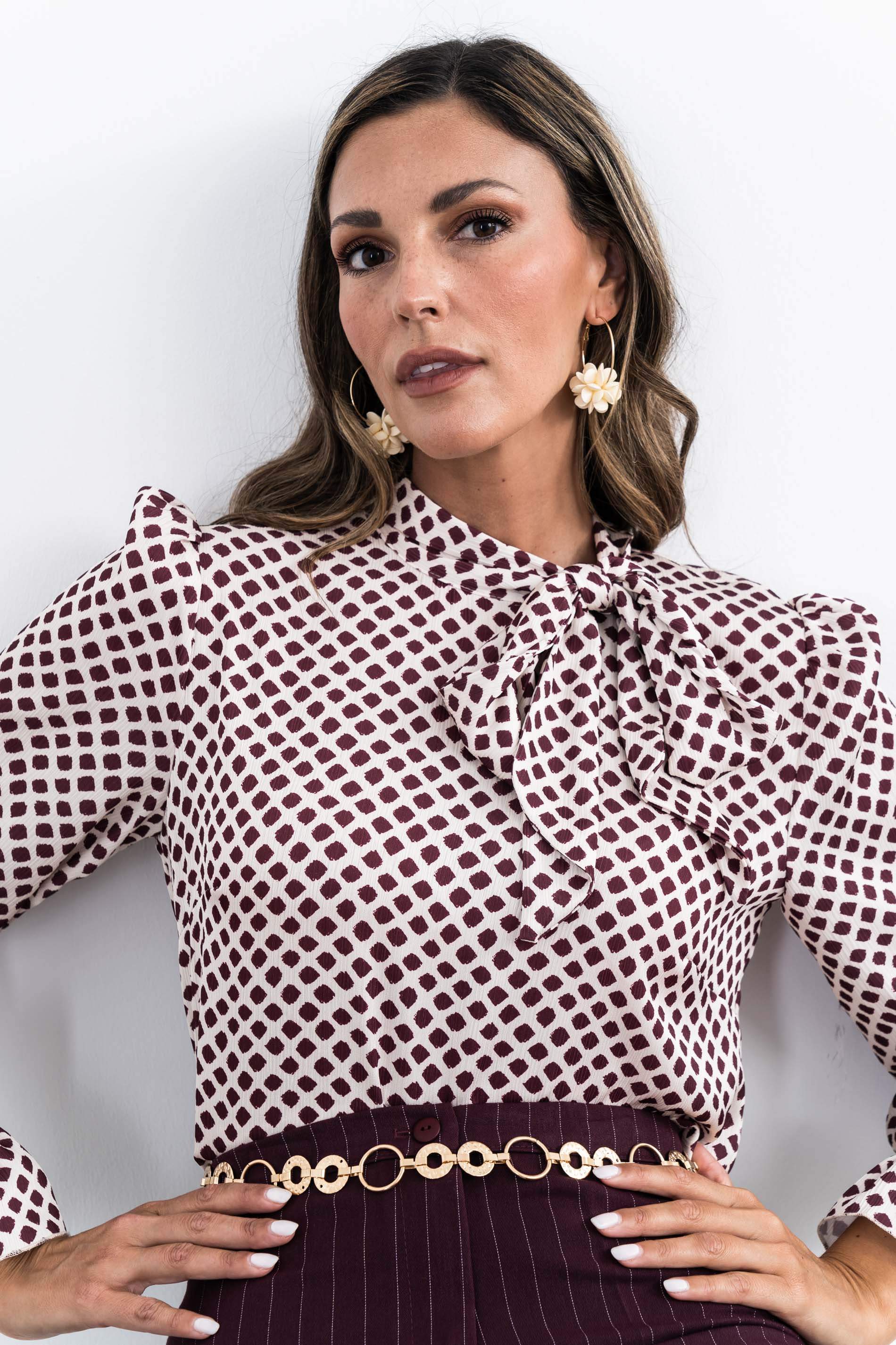 BLUSA LAZADA MANCHAS