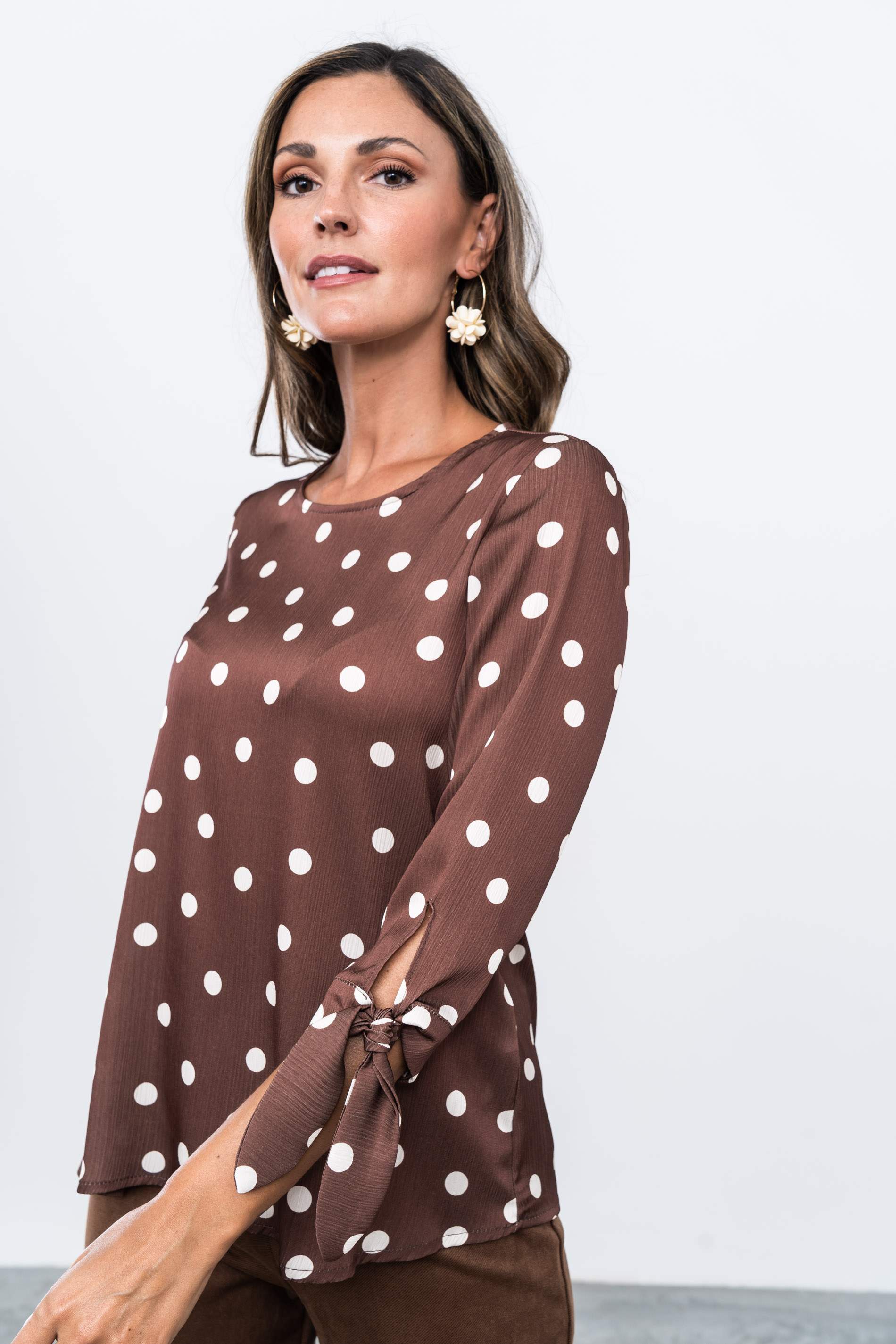 BLUSA PUÑO LAZOS TOPOS
