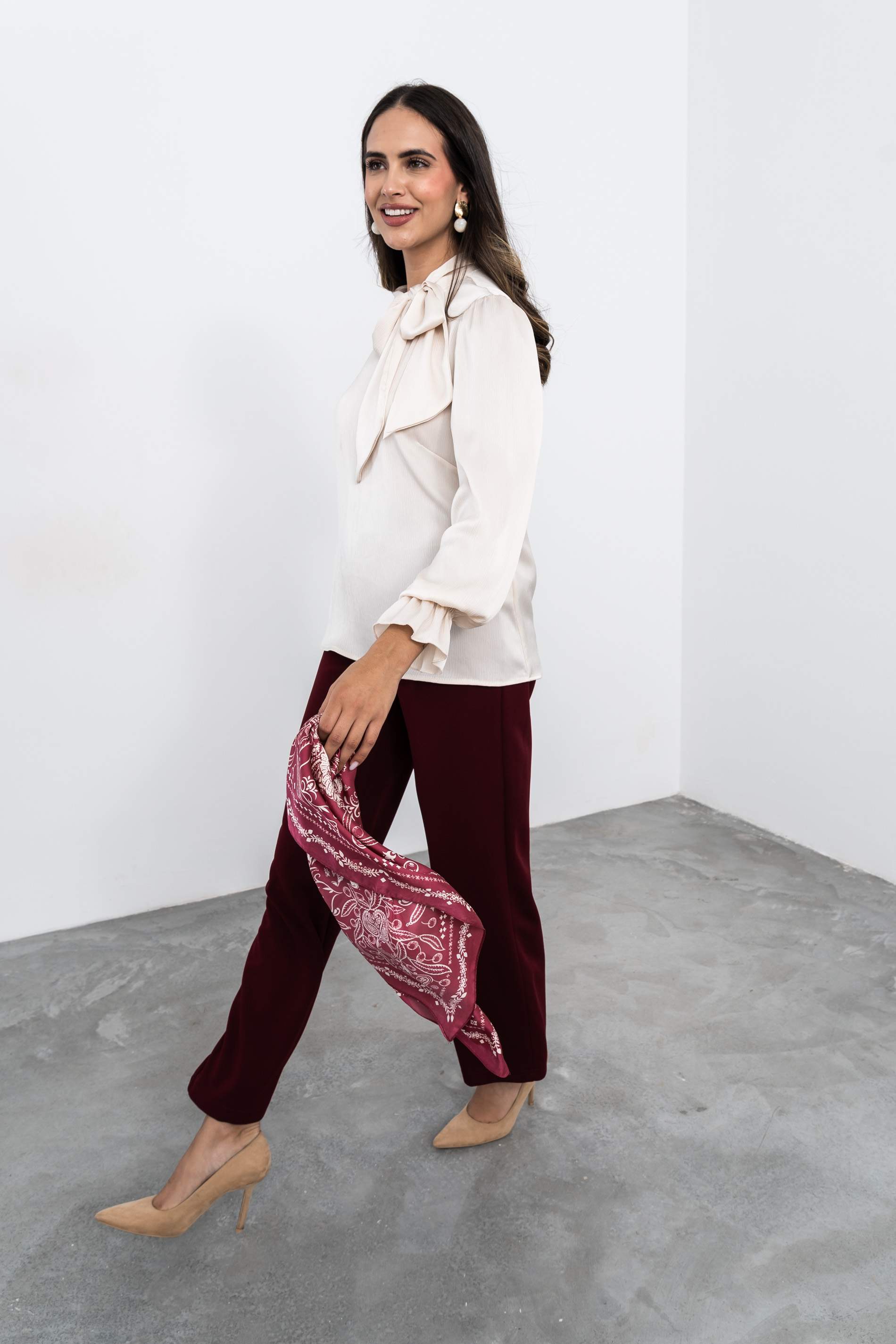 BLUSA PUÑO LAZO SATINADA