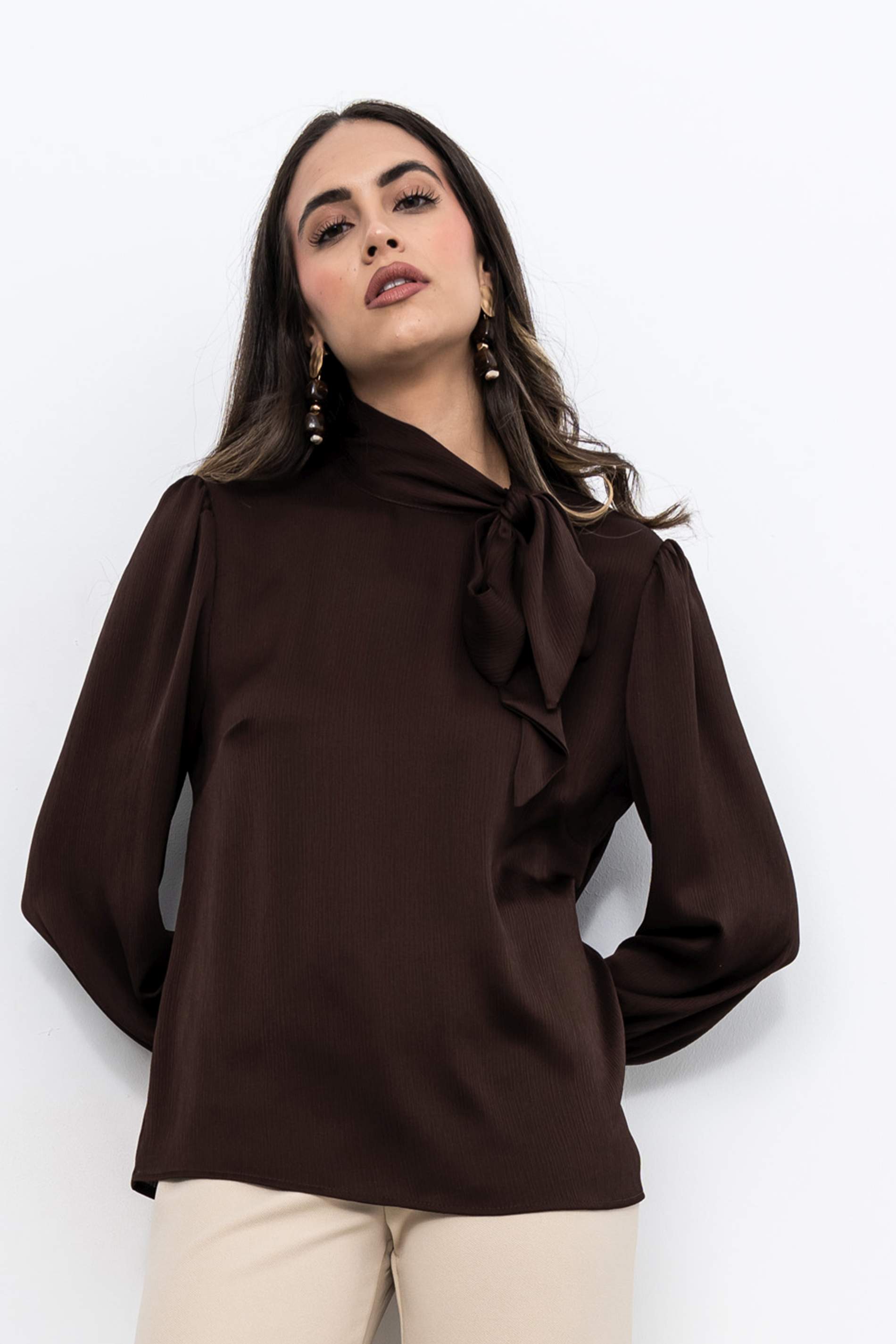 BLUSA LAZADA SATINADA