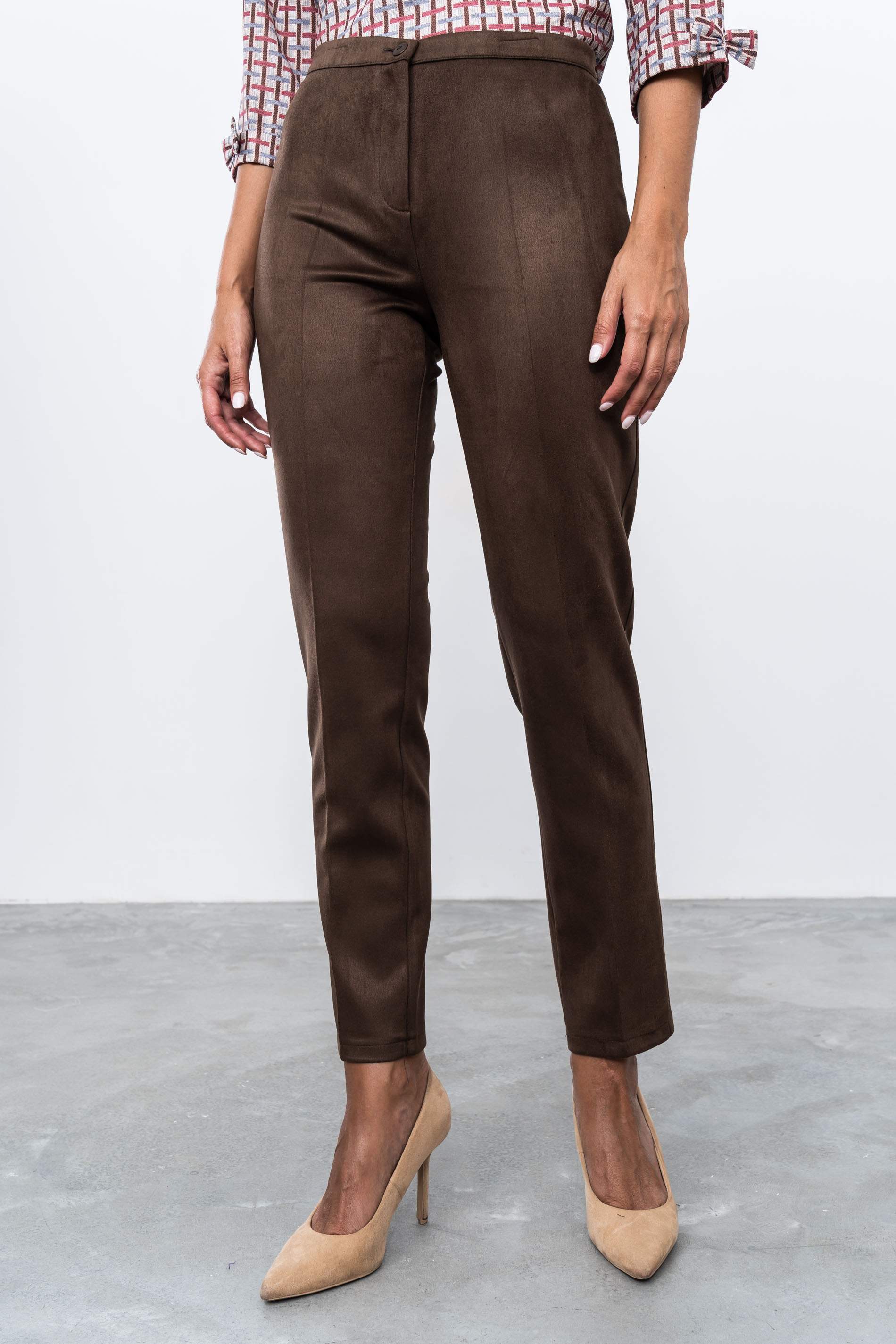 PANTALÓN EFECTO ANTE MARRÓN