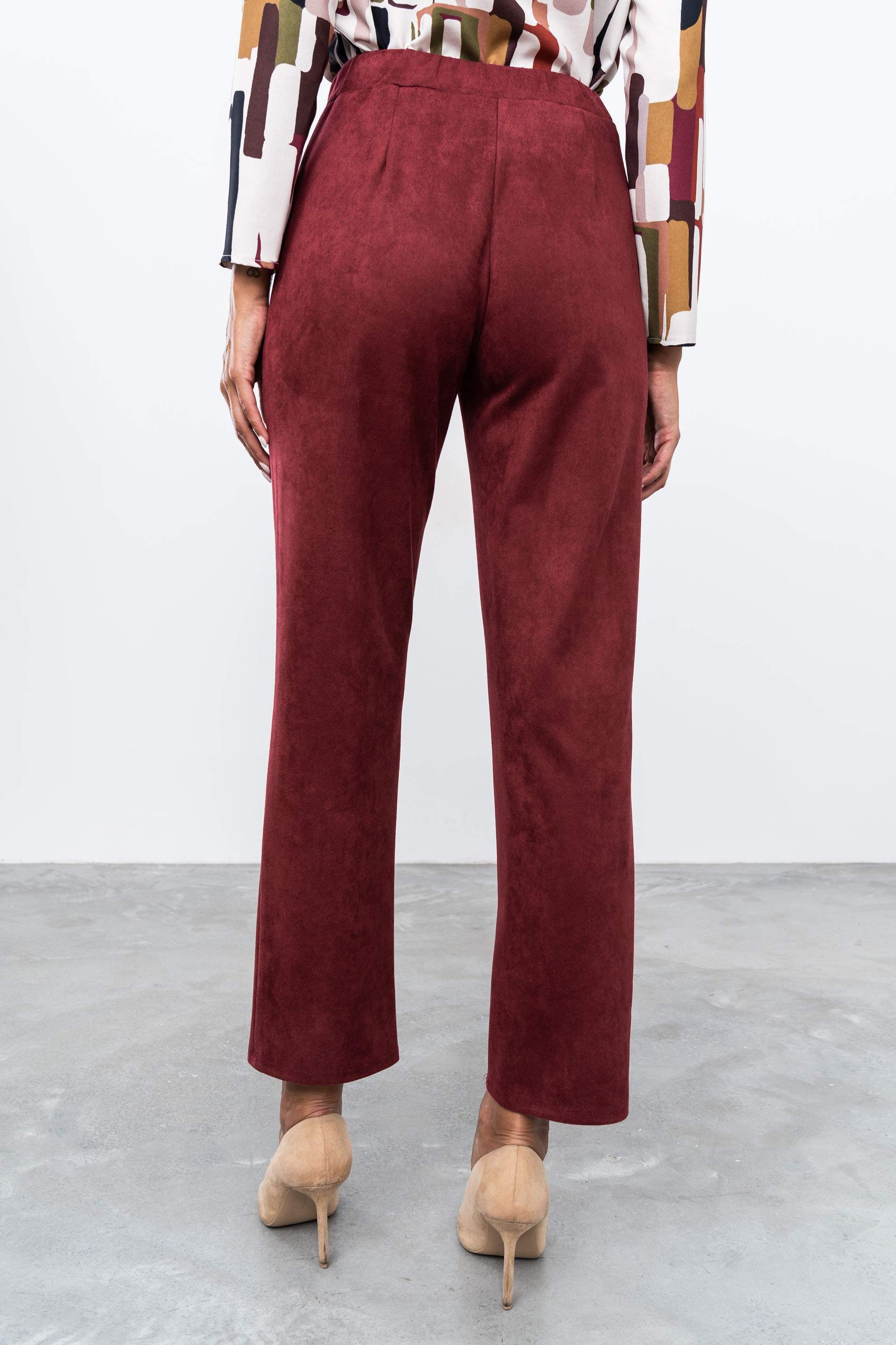 PANTALON DETALLE METAL BURDEOS