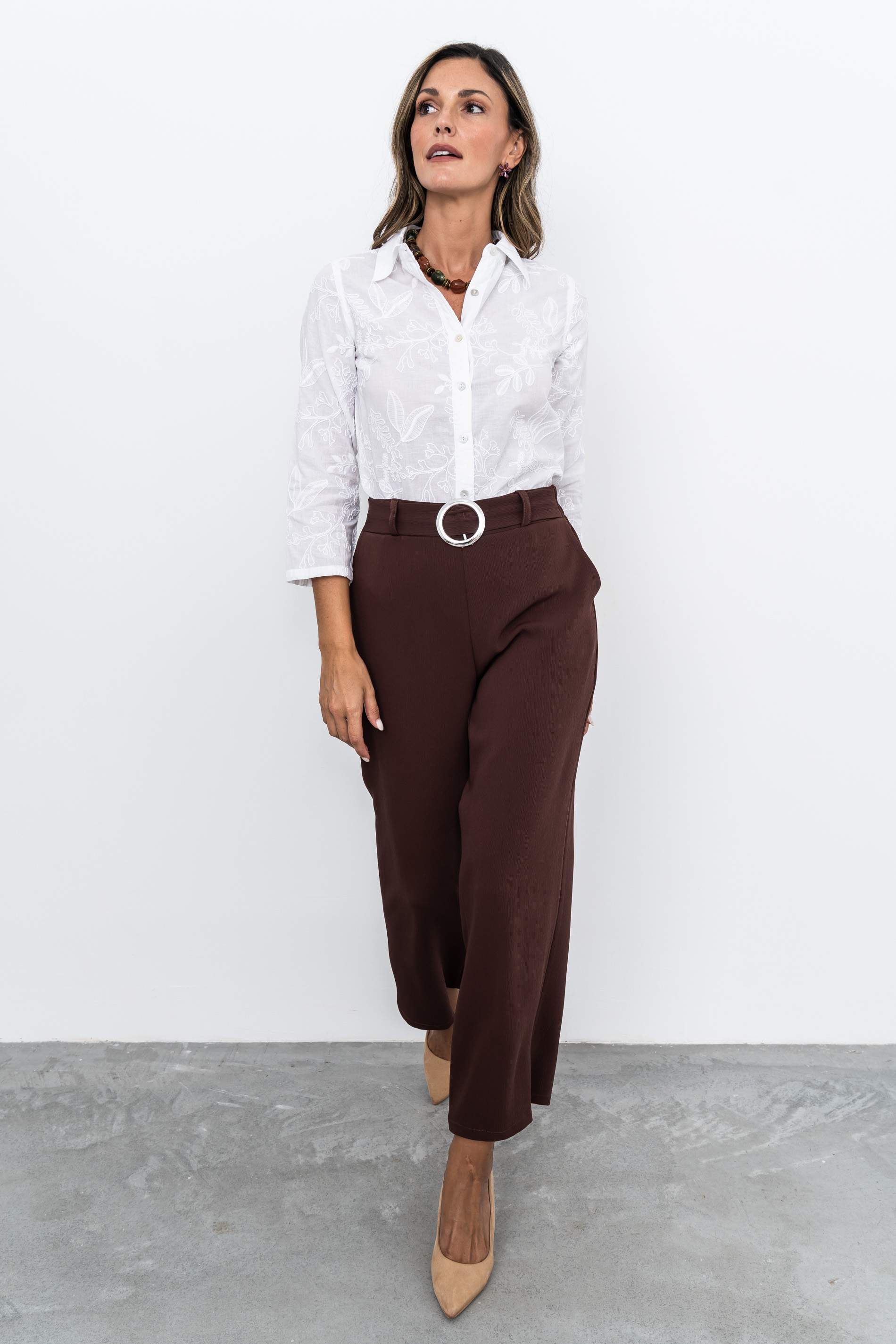 PANTALON TEXTURA HEBILLA